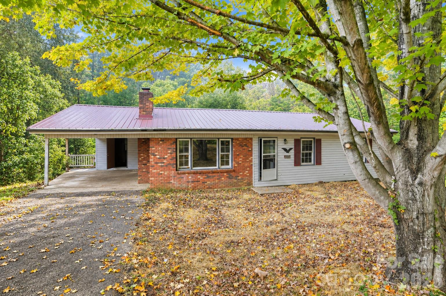 2131 Deep Ford Road Property Photo 1