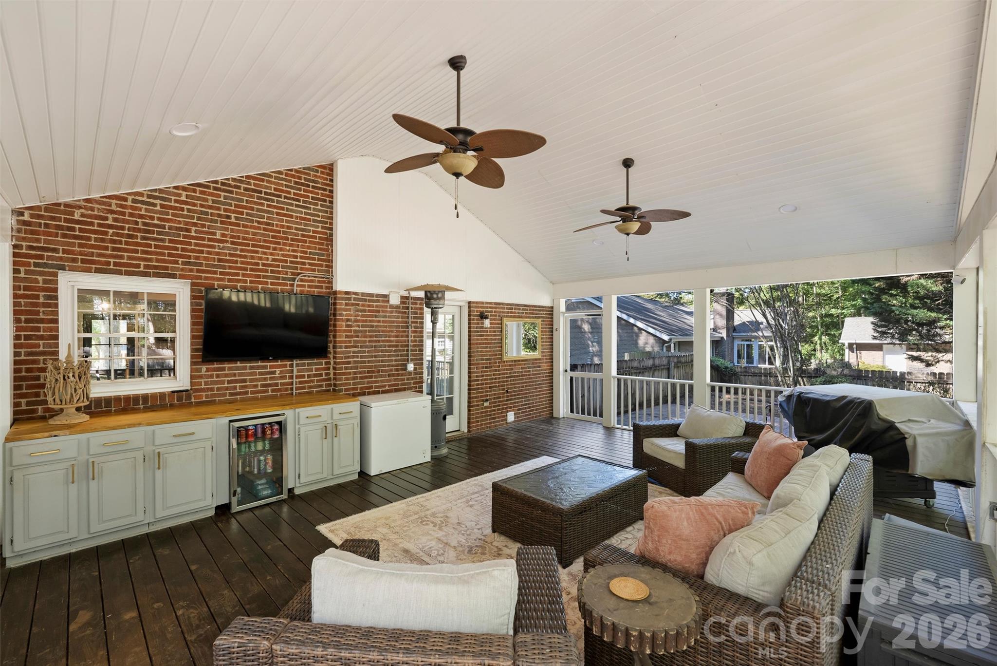 9108 New Towne Drive Property Photo 29