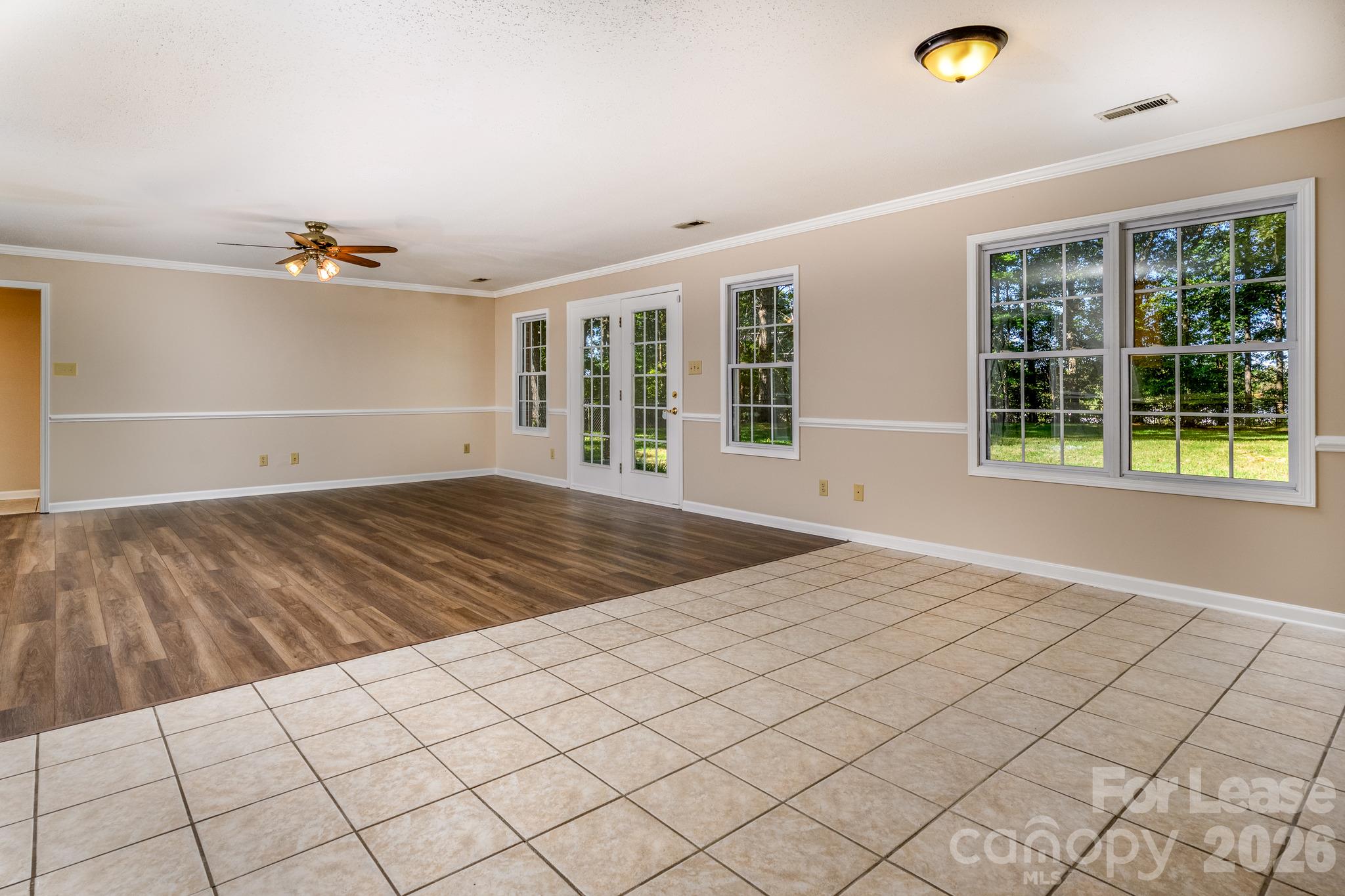 7589 Monbo Road Property Photo 8