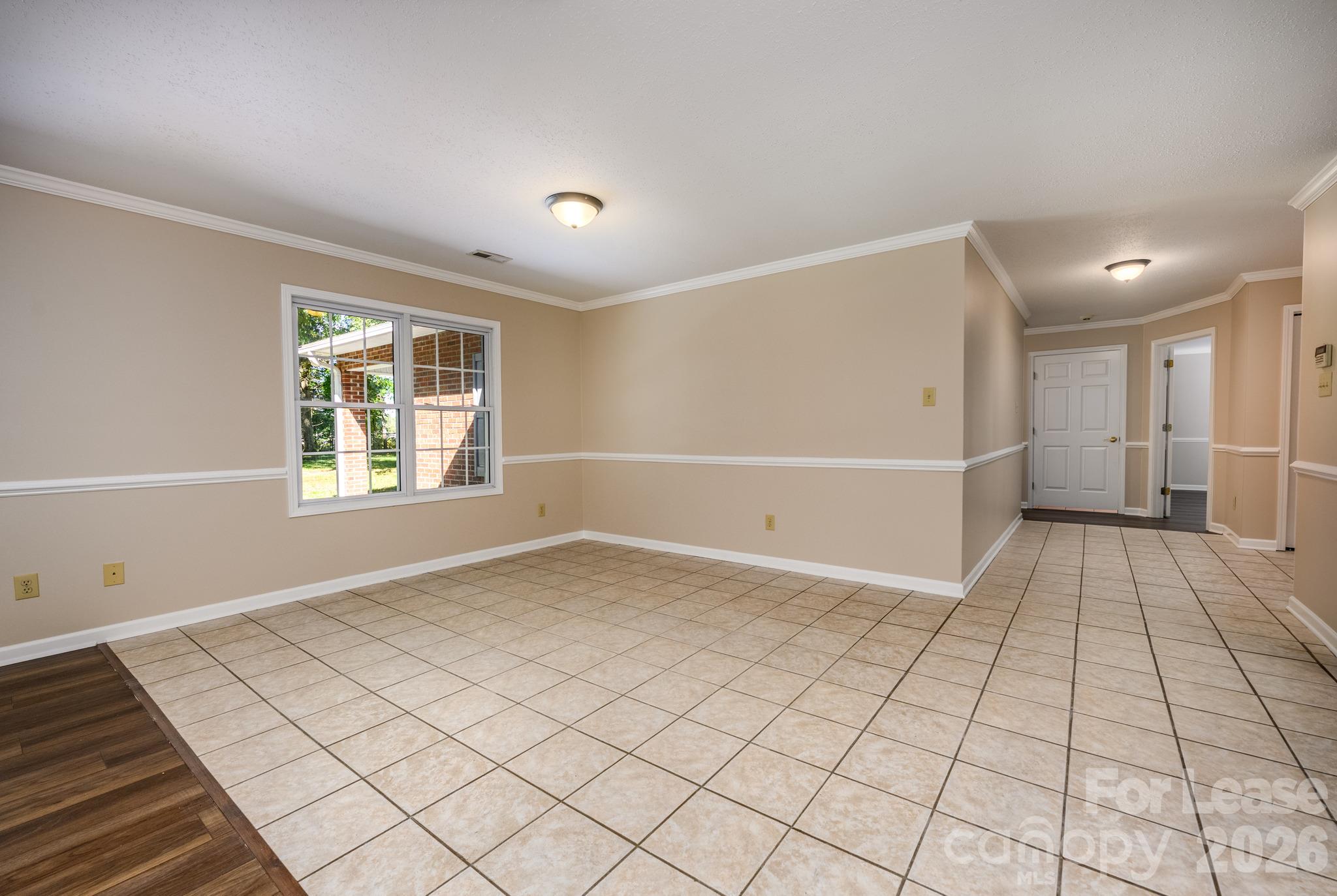 7589 Monbo Road Property Photo 9