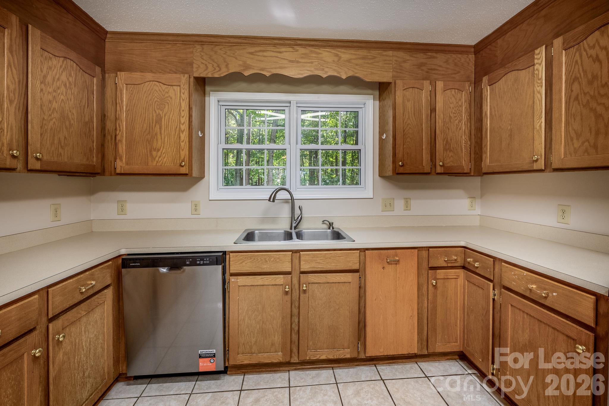 7589 Monbo Road Property Photo 13