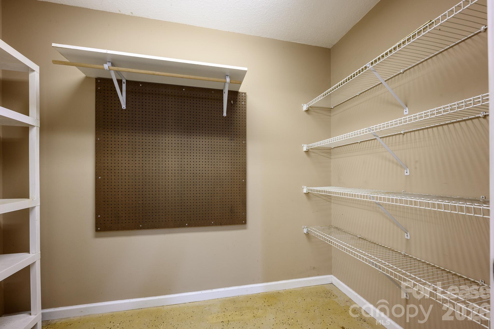 7589 Monbo Road Property Photo 36