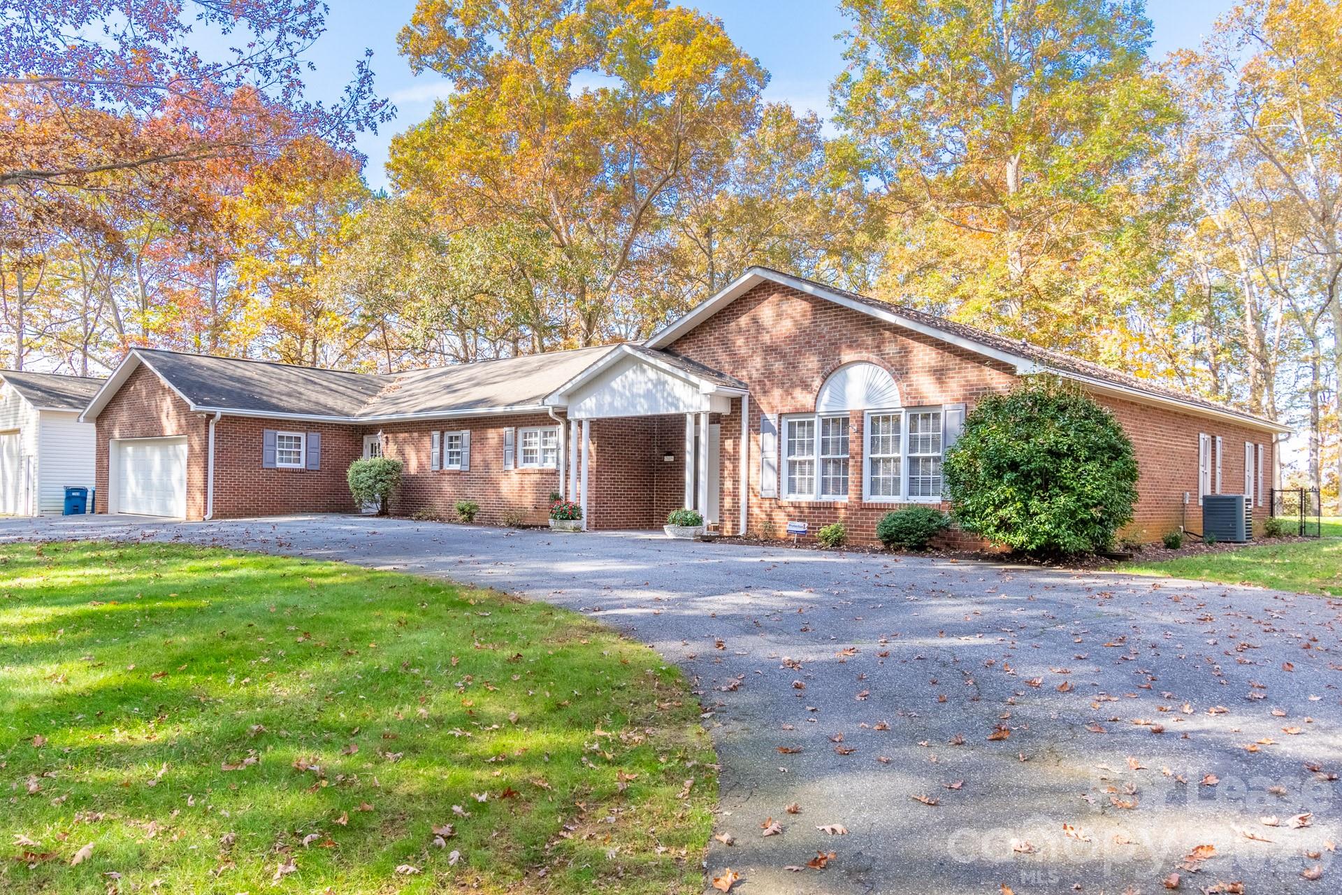 7589 Monbo Road Property Photo 37