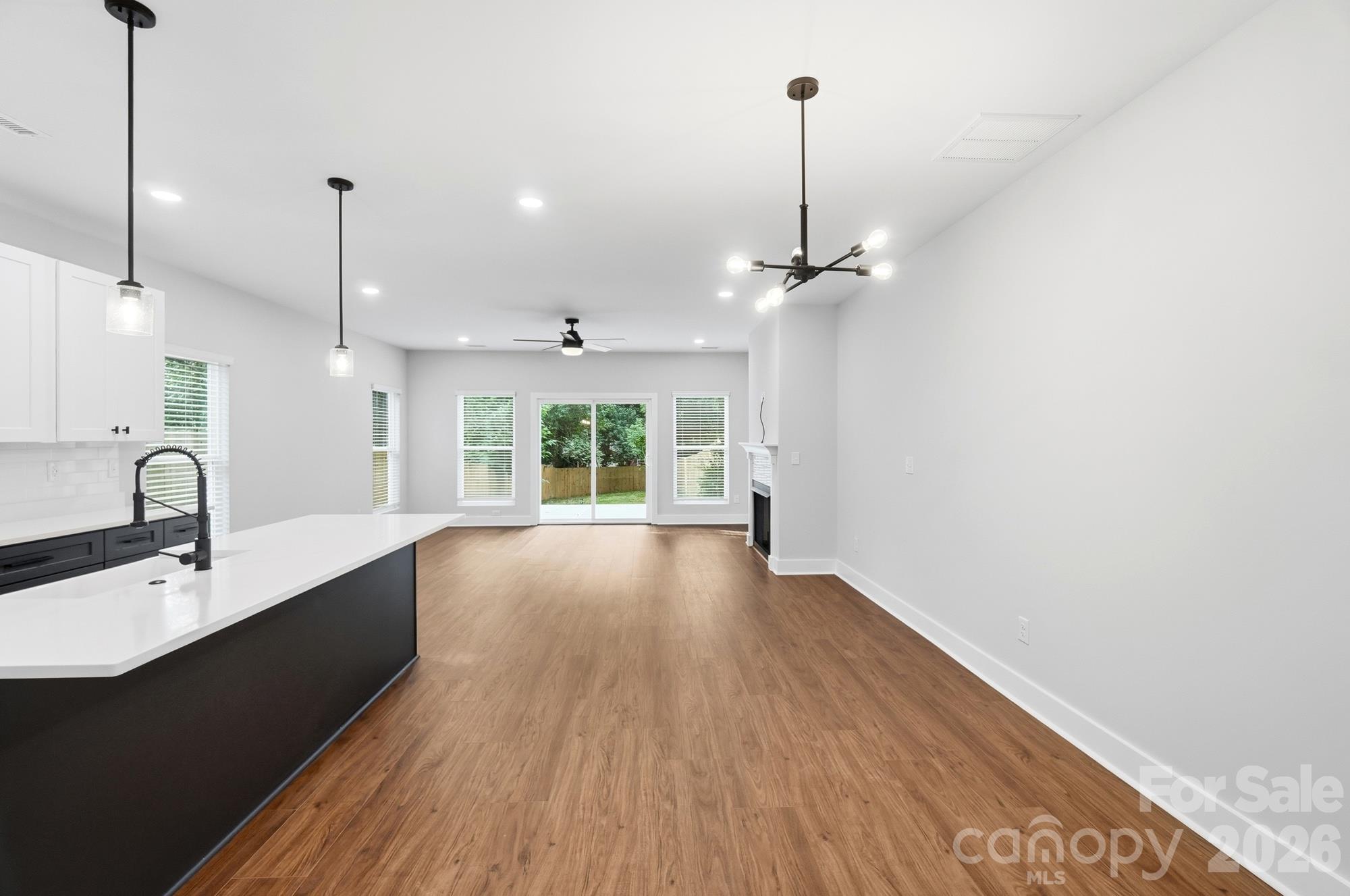 3217 Credenza Road Property Photo 5
