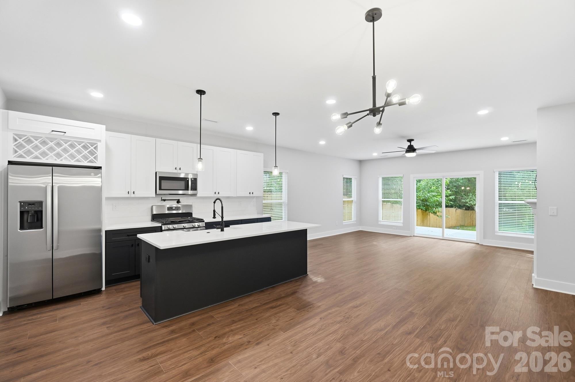 3217 Credenza Road Property Photo 6