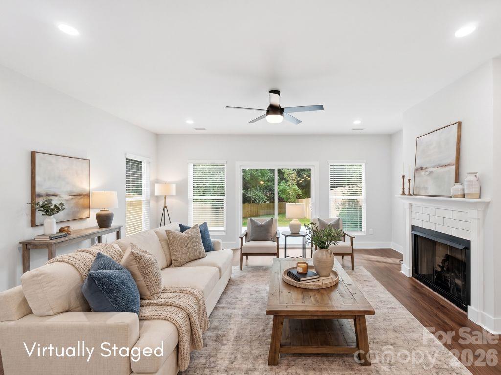 3217 Credenza Road Property Photo 13
