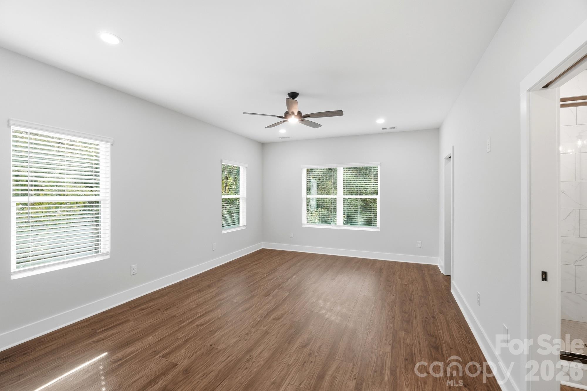 3217 Credenza Road Property Photo 19