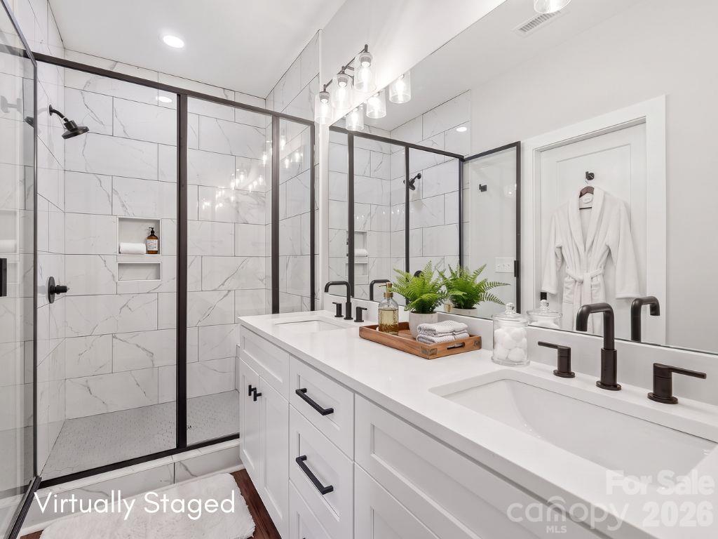 3217 Credenza Road Property Photo 23