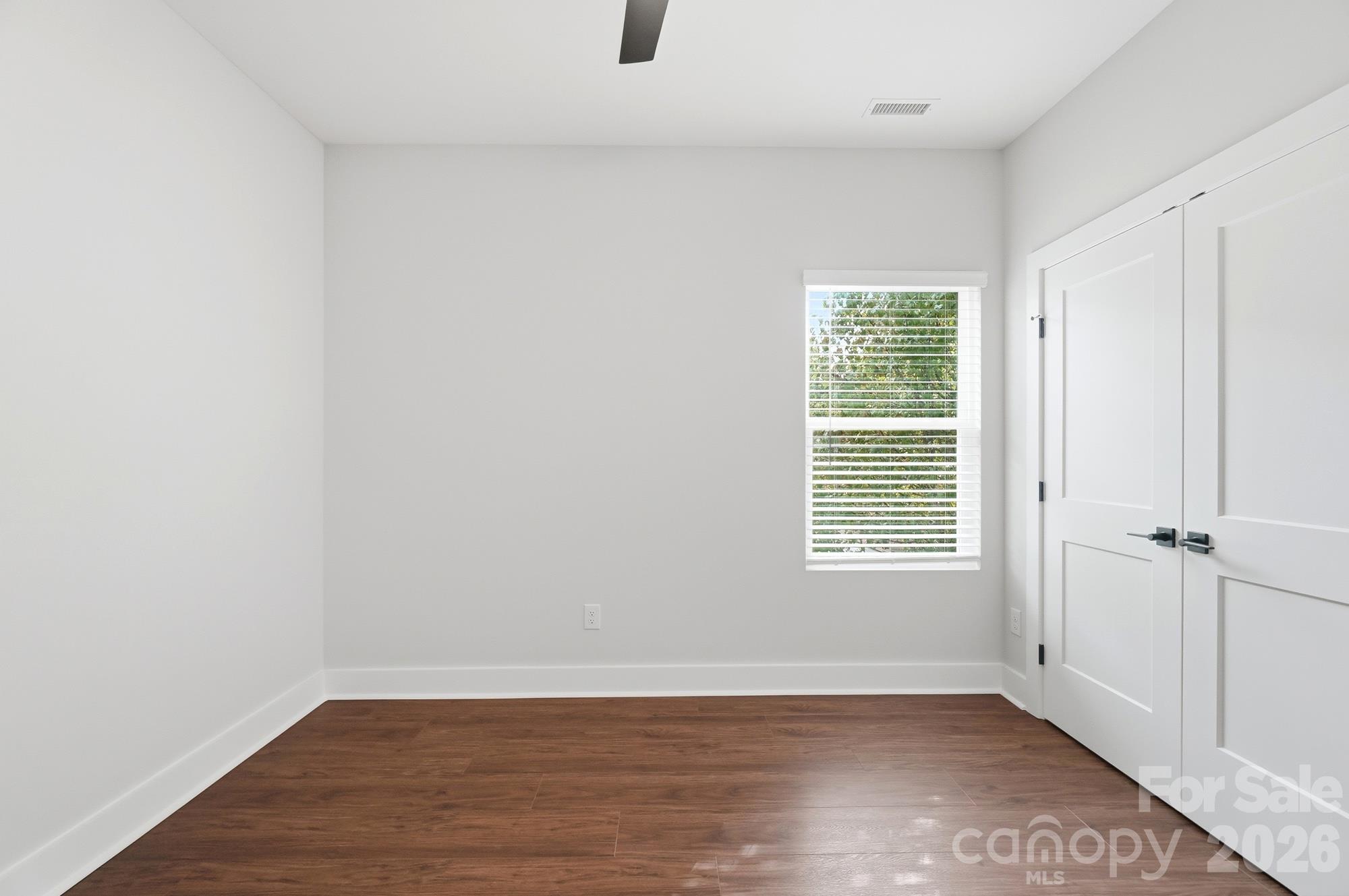 3217 Credenza Road Property Photo 28