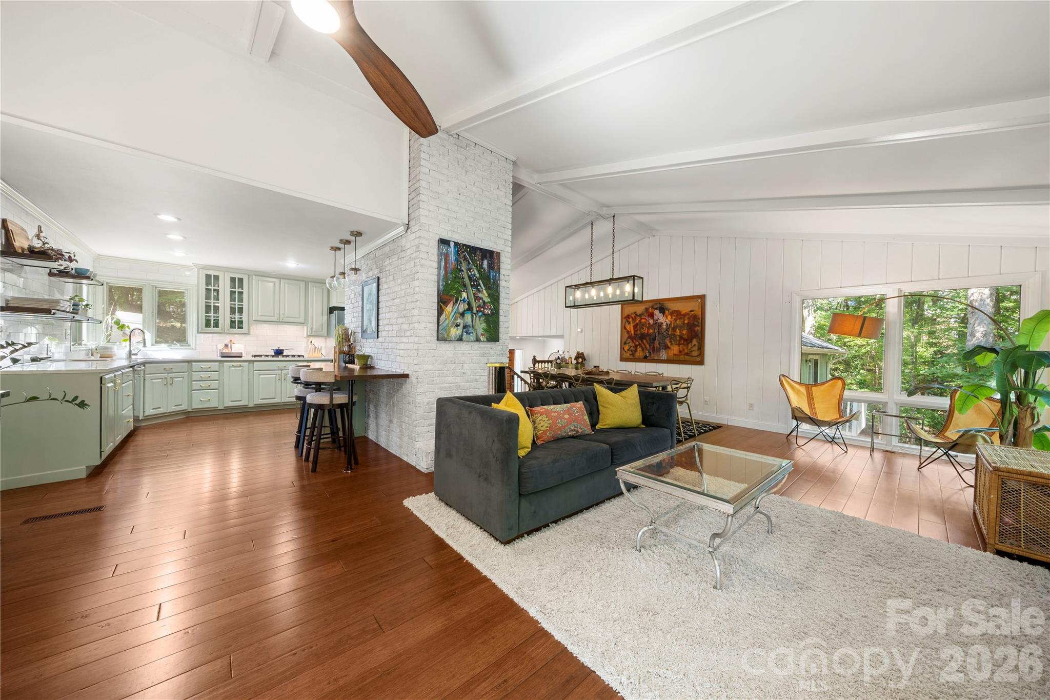 6 Oakwood Court Property Photo 6