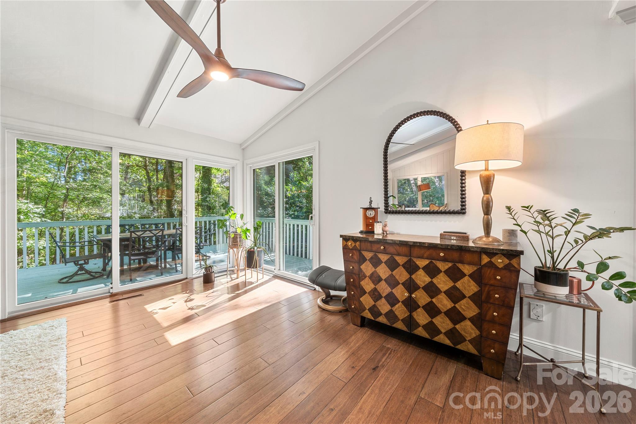 6 Oakwood Court Property Photo 13