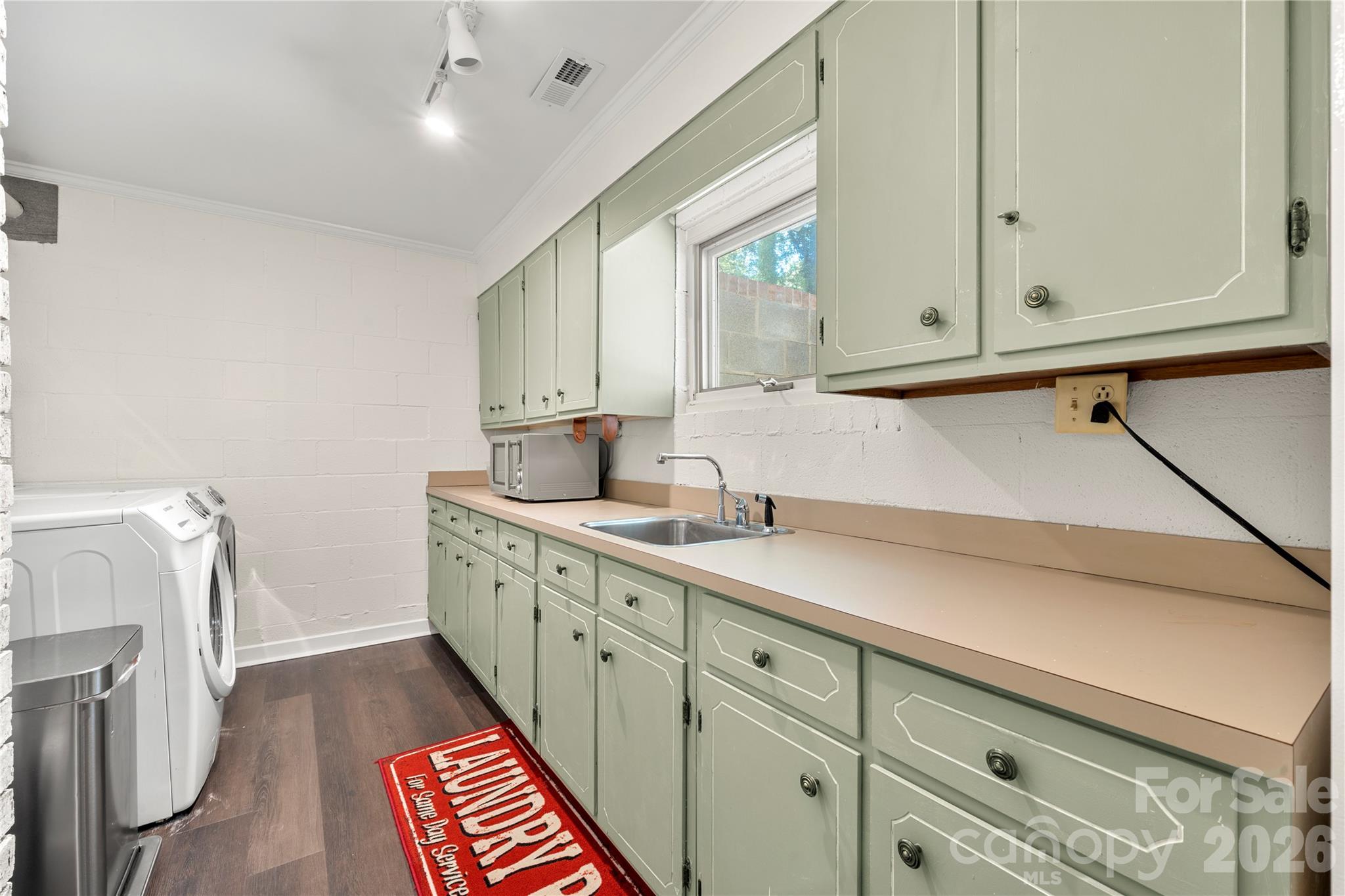 6 Oakwood Court Property Photo 25