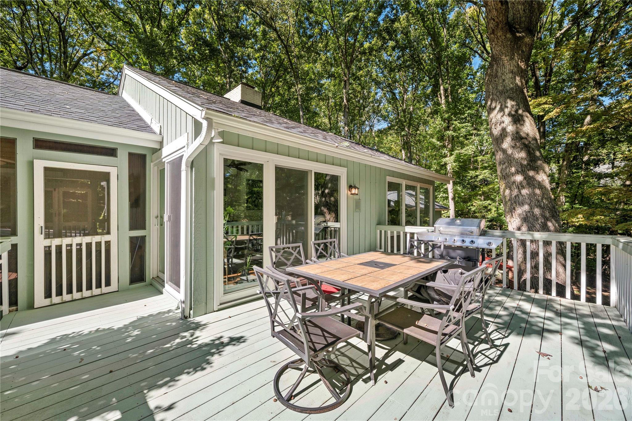 6 Oakwood Court Property Photo 34