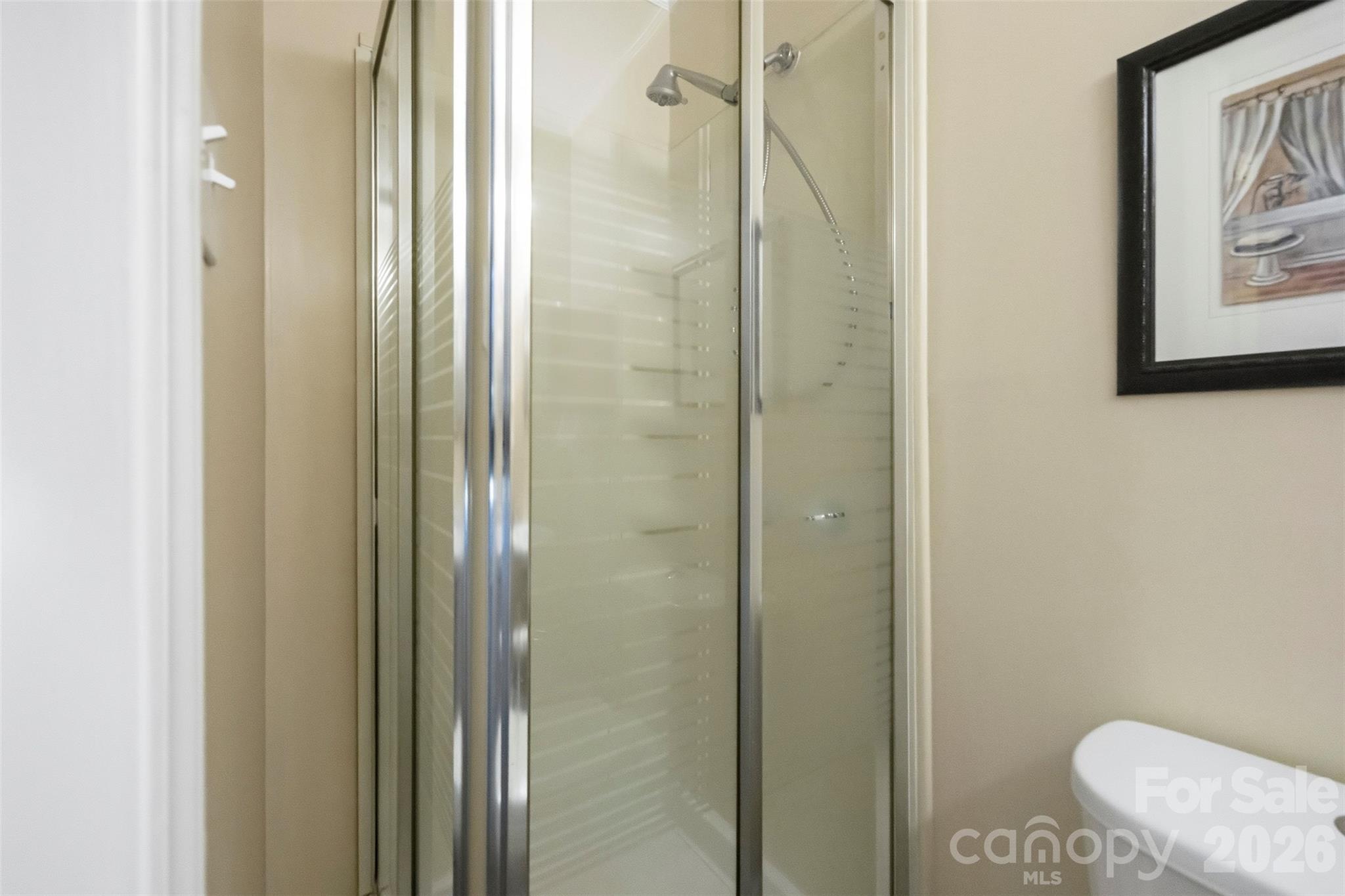 2130 Greenleaf Drive Property Photo 15