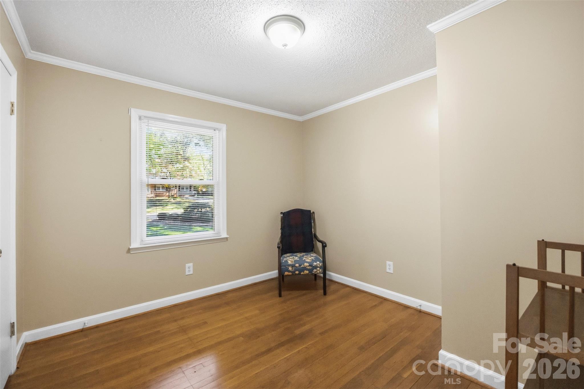 2130 Greenleaf Drive Property Photo 20