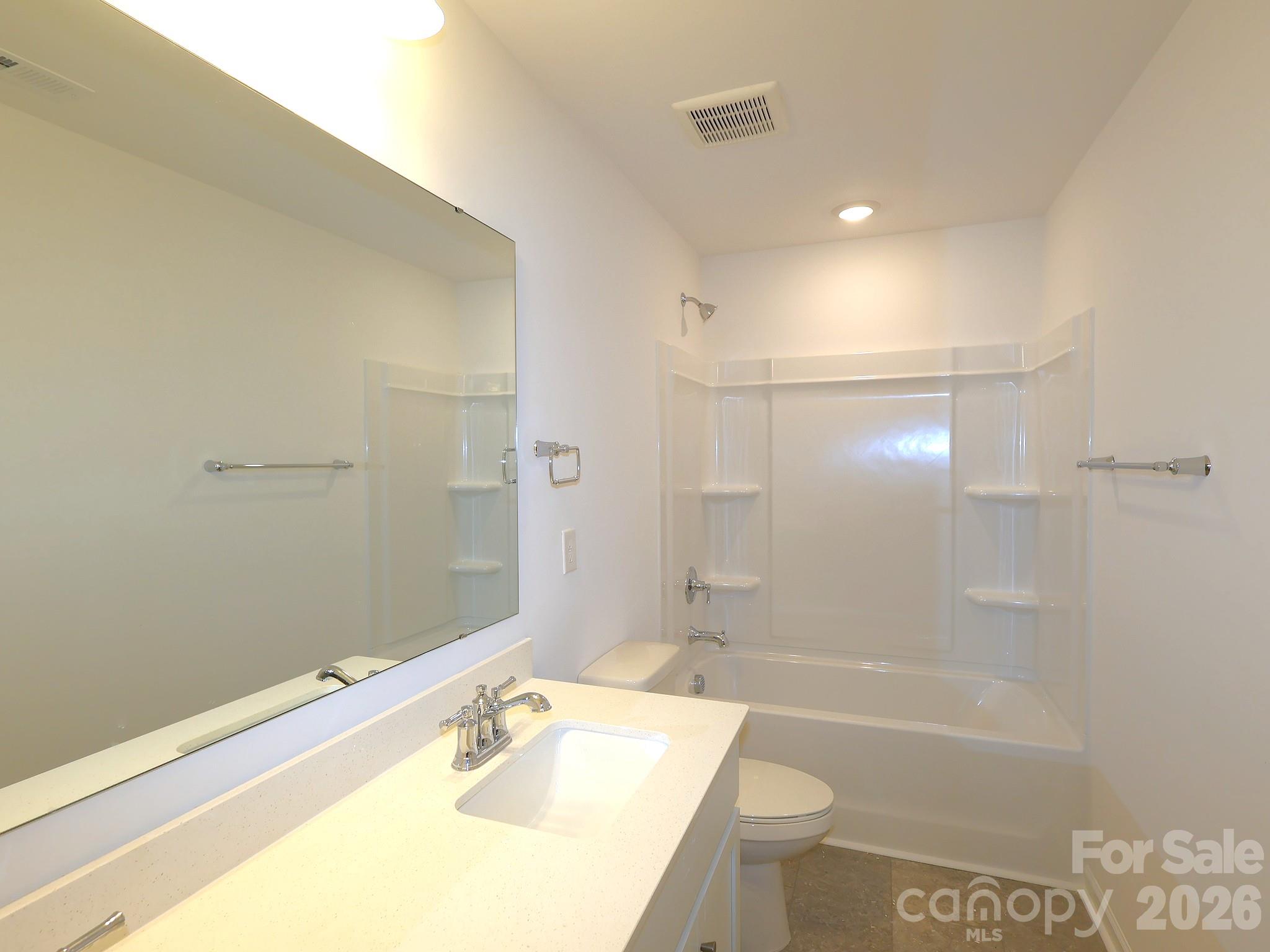 636 Willoughby Park Drive Property Photo 11
