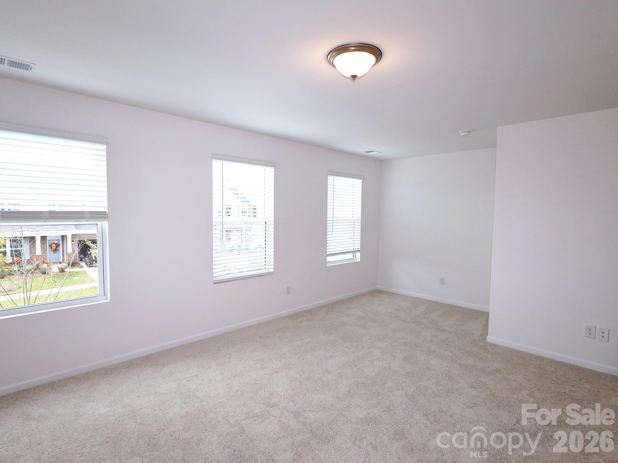 636 Willoughby Park Drive Property Photo 12