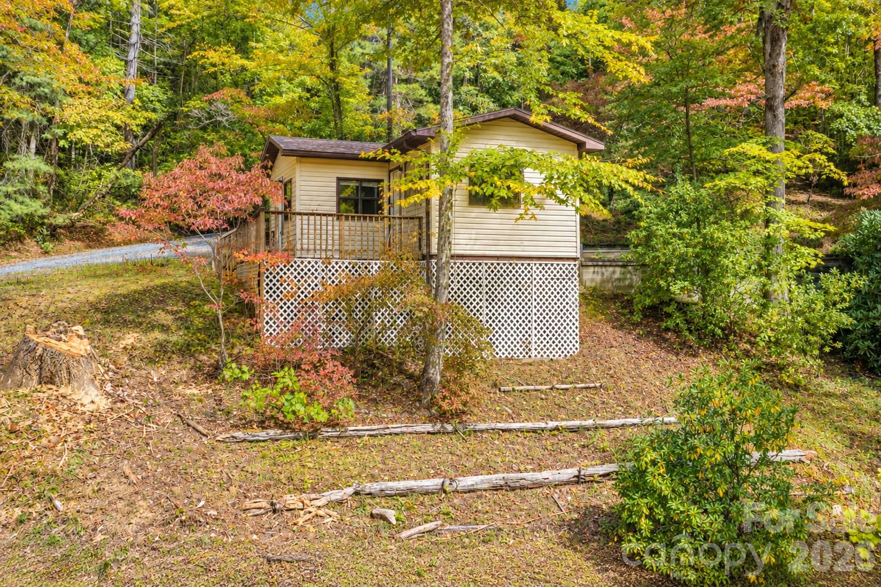 414 Bear Lake Circle Property Photo 2