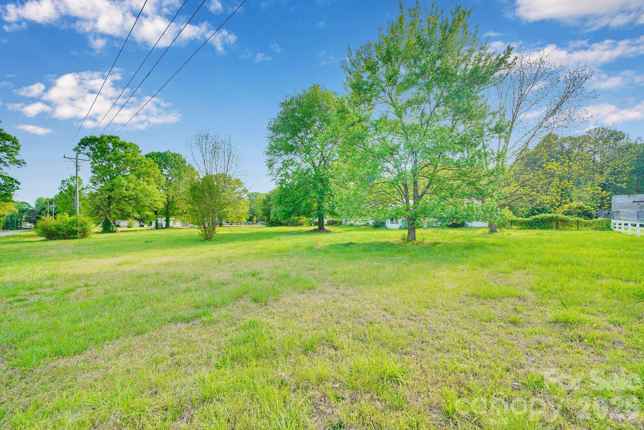 1260 Russell Road Property Photo 8