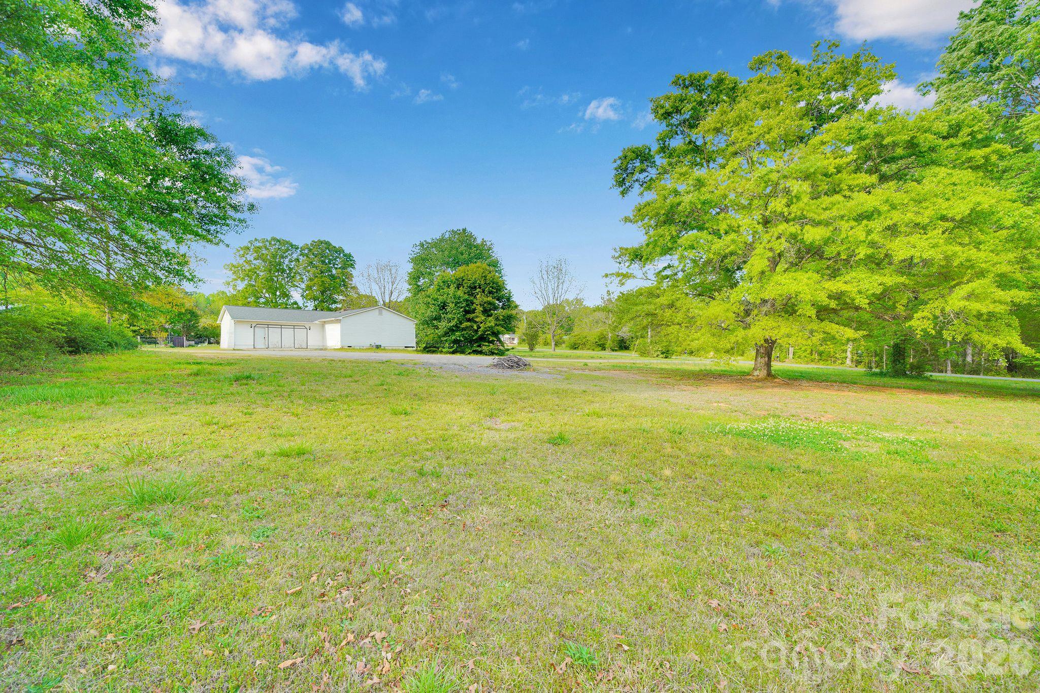 1260 Russell Road Property Photo 11