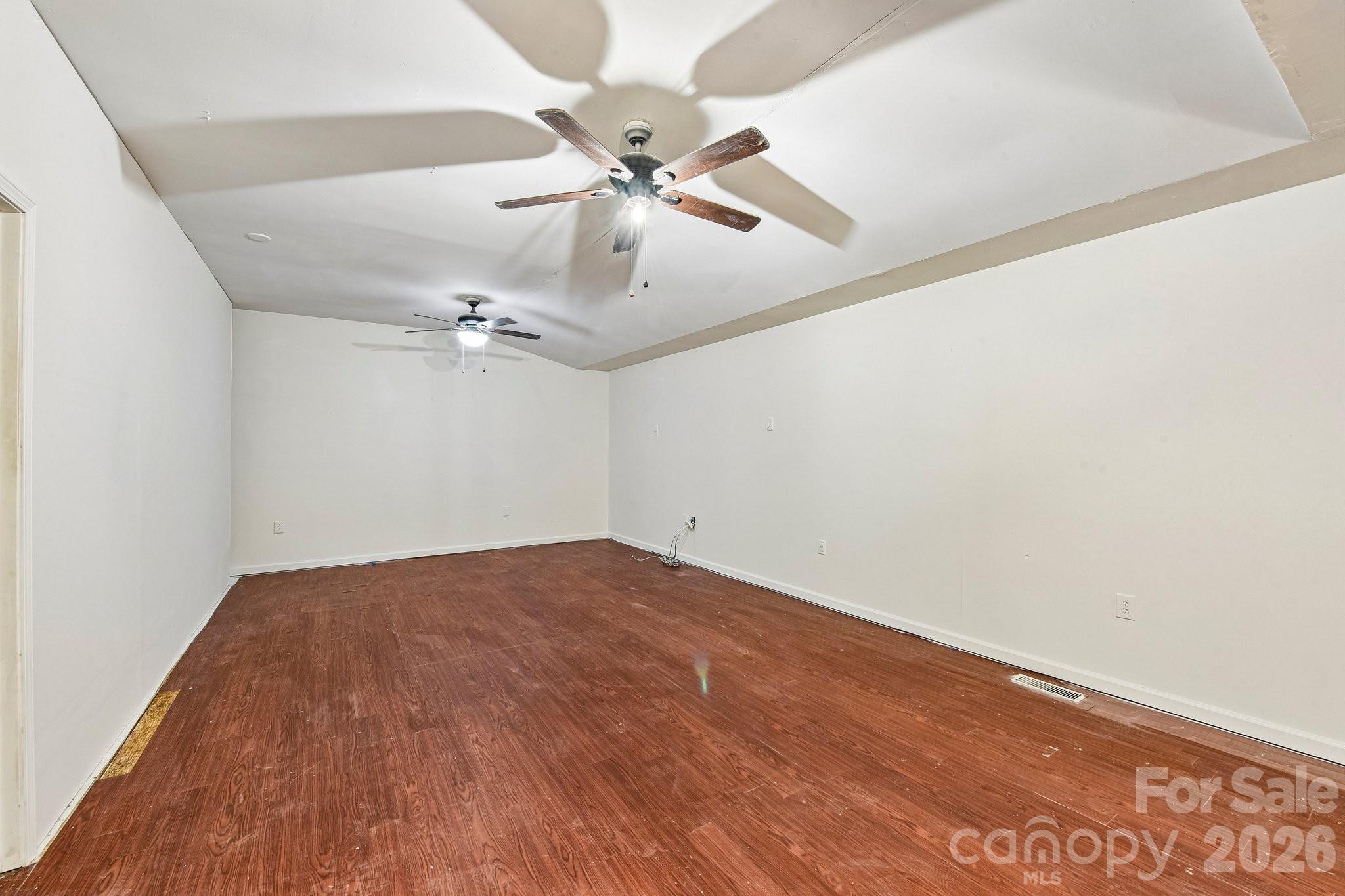 1260 Russell Road Property Photo 30