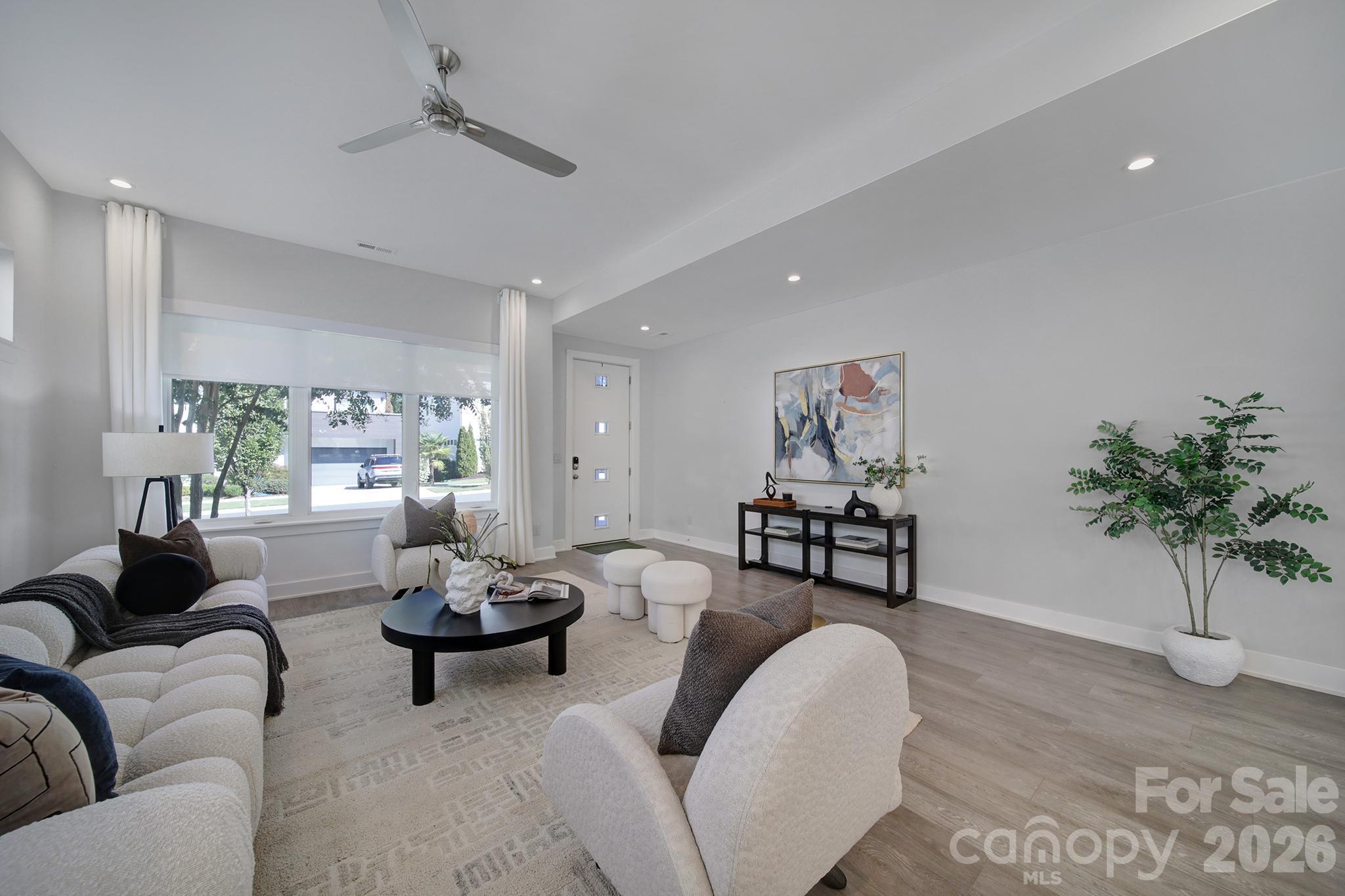 1243 Realta Drive Property Photo 3