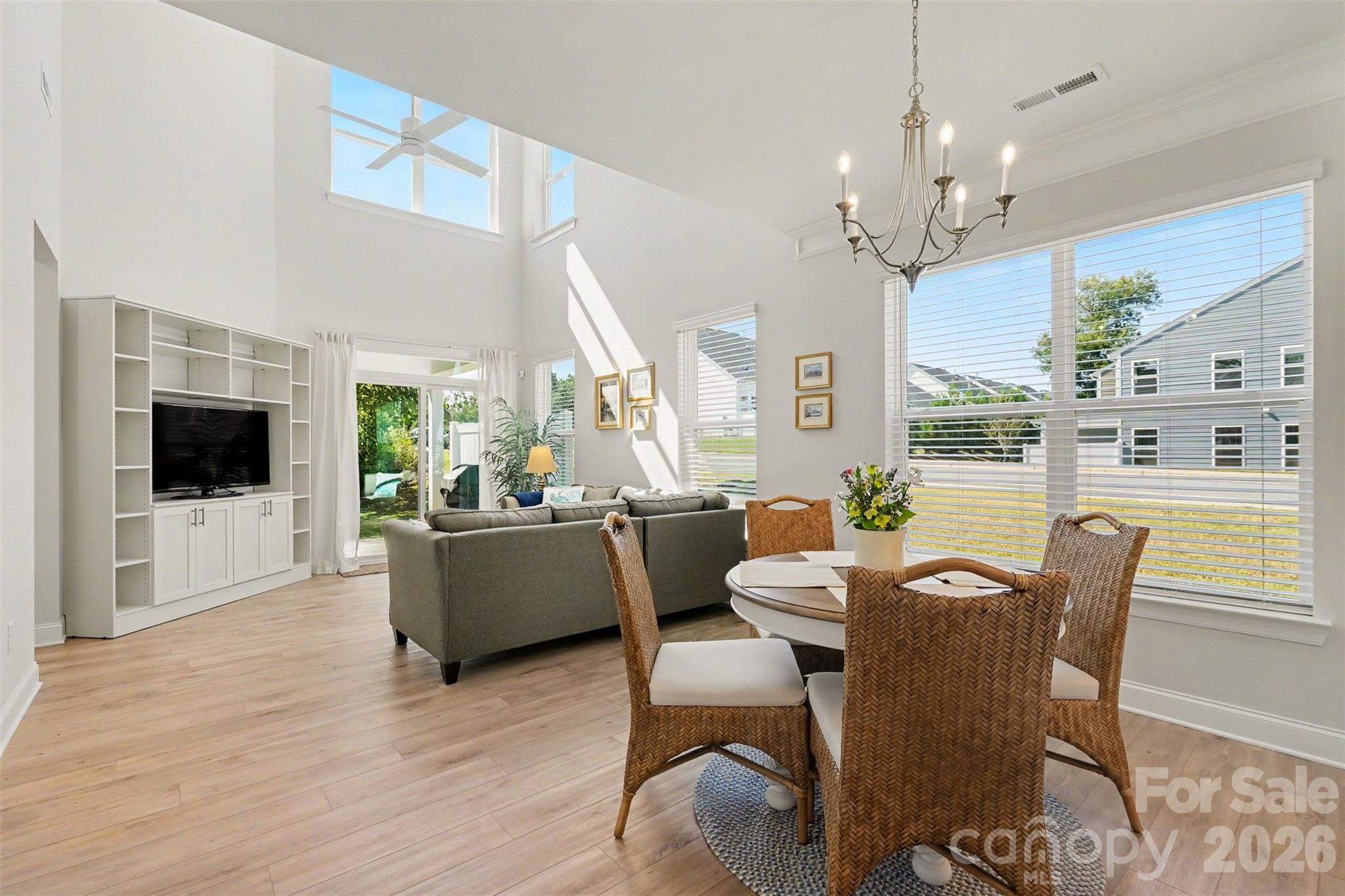 4159 Black Court Property Photo 6