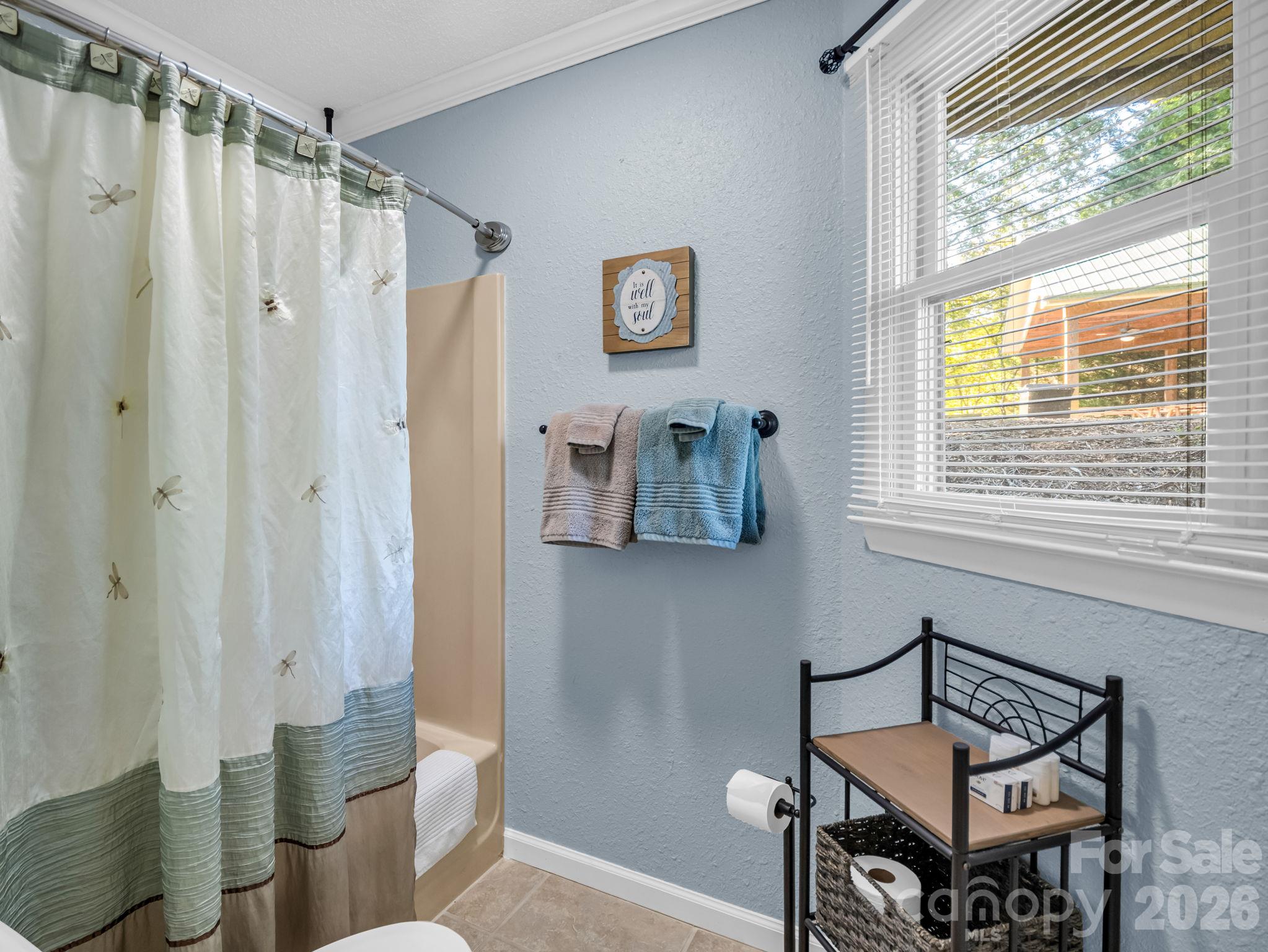 160 Whitney Boulevard 1 Property Photo 11
