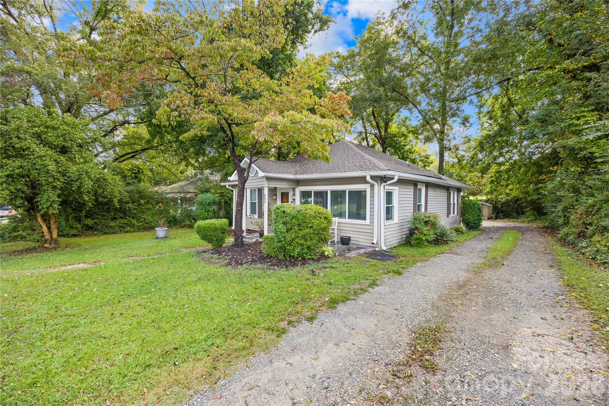 851 Old Charlotte Road Property Photo 4