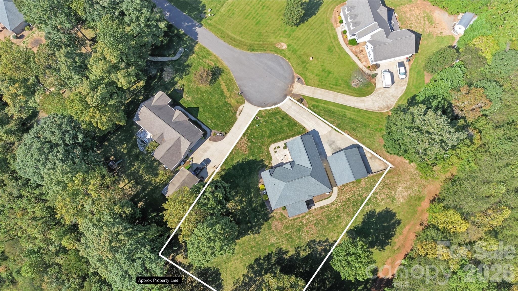 166 Appaloosa Lane Property Photo 3