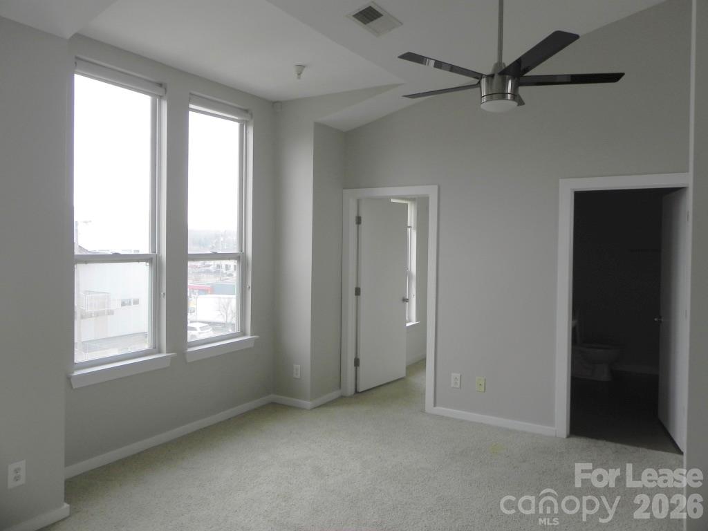 1220 N Caldwell Street Property Photo 3