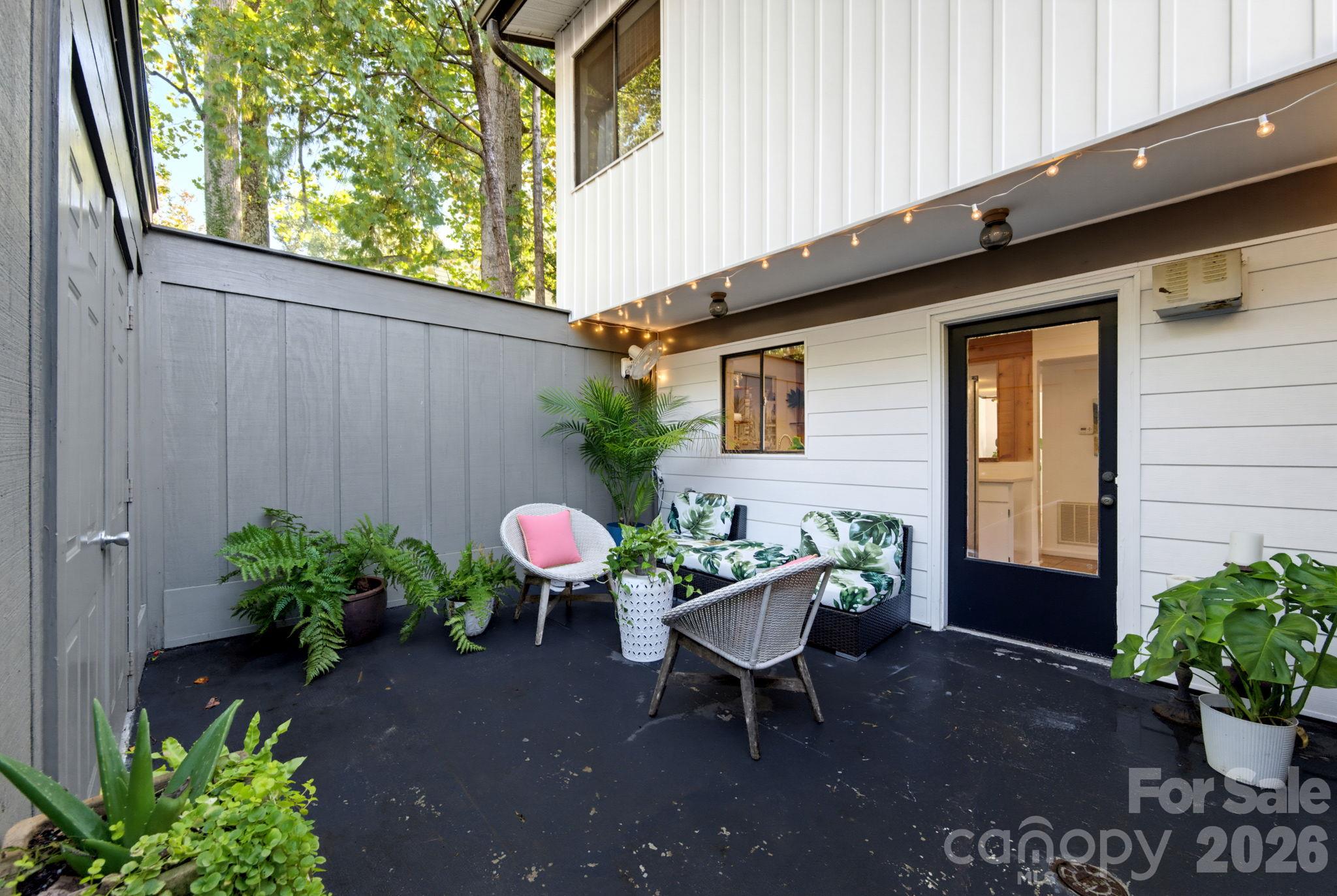 3732 Winding Creek Lane Property Photo 4
