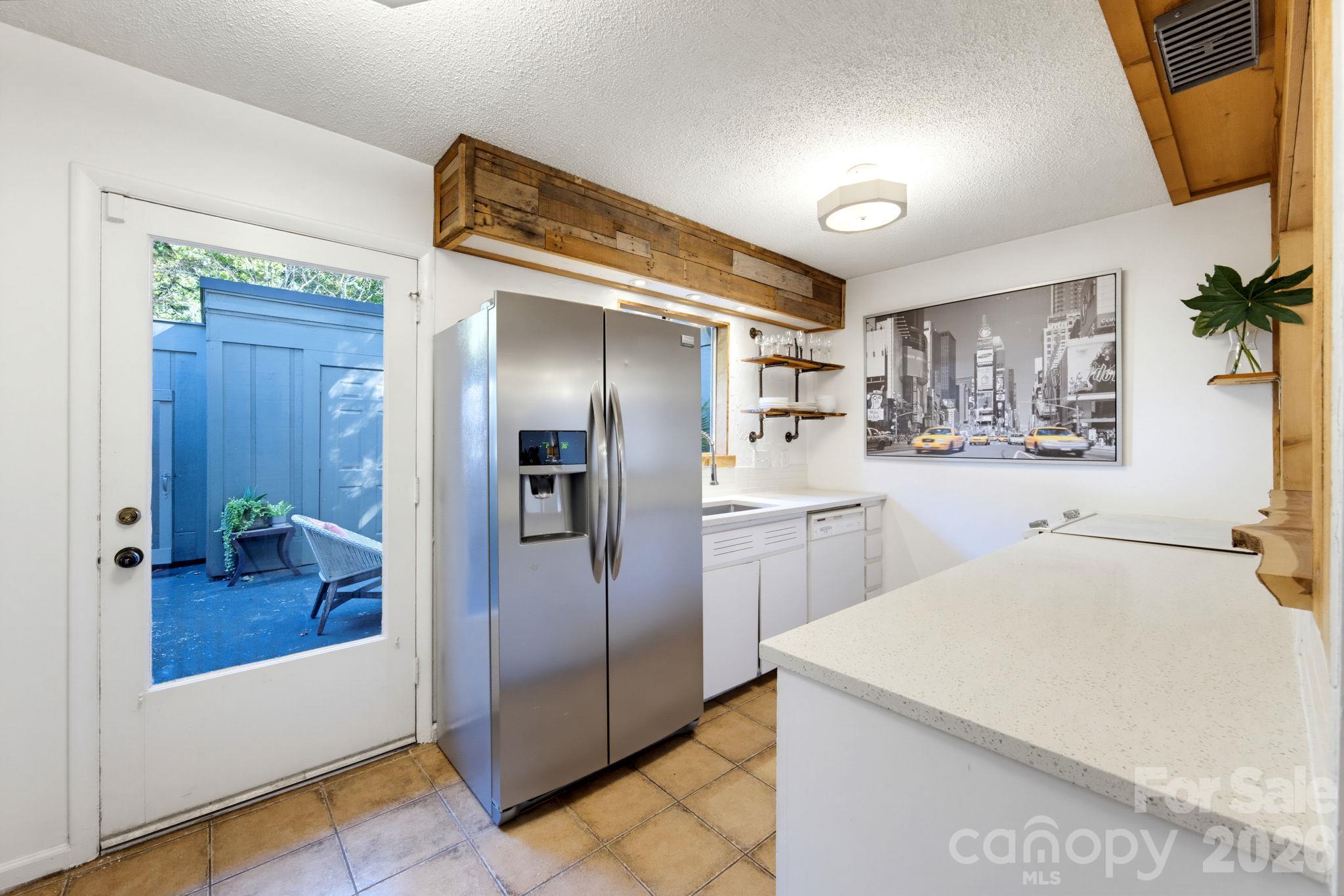 3732 Winding Creek Lane Property Photo 13