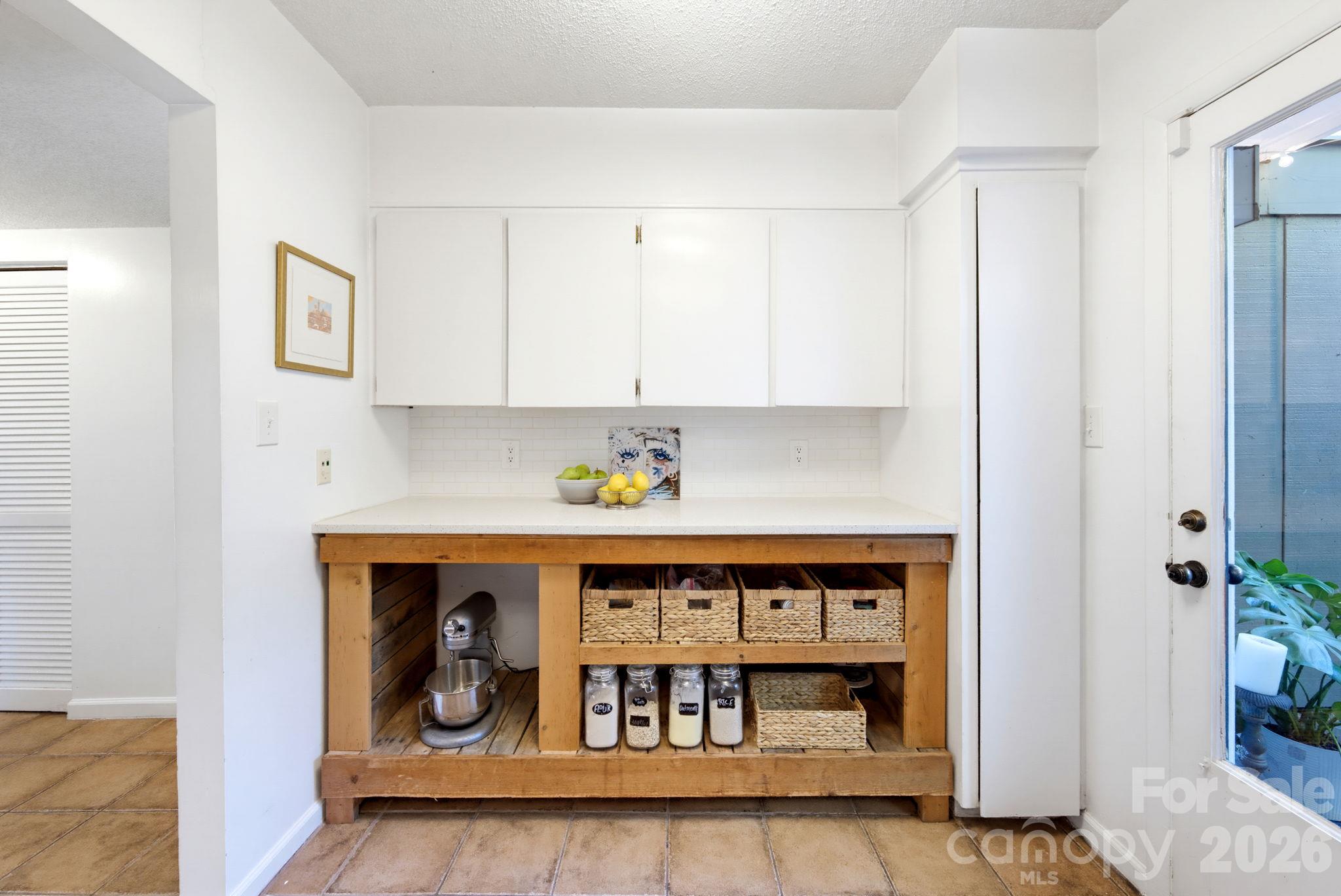 3732 Winding Creek Lane Property Photo 14