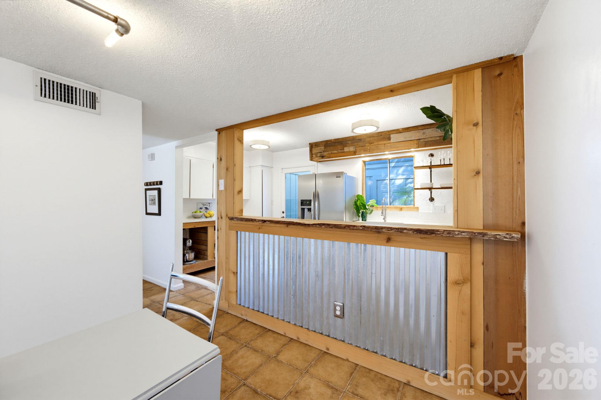 3732 Winding Creek Lane Property Photo 16