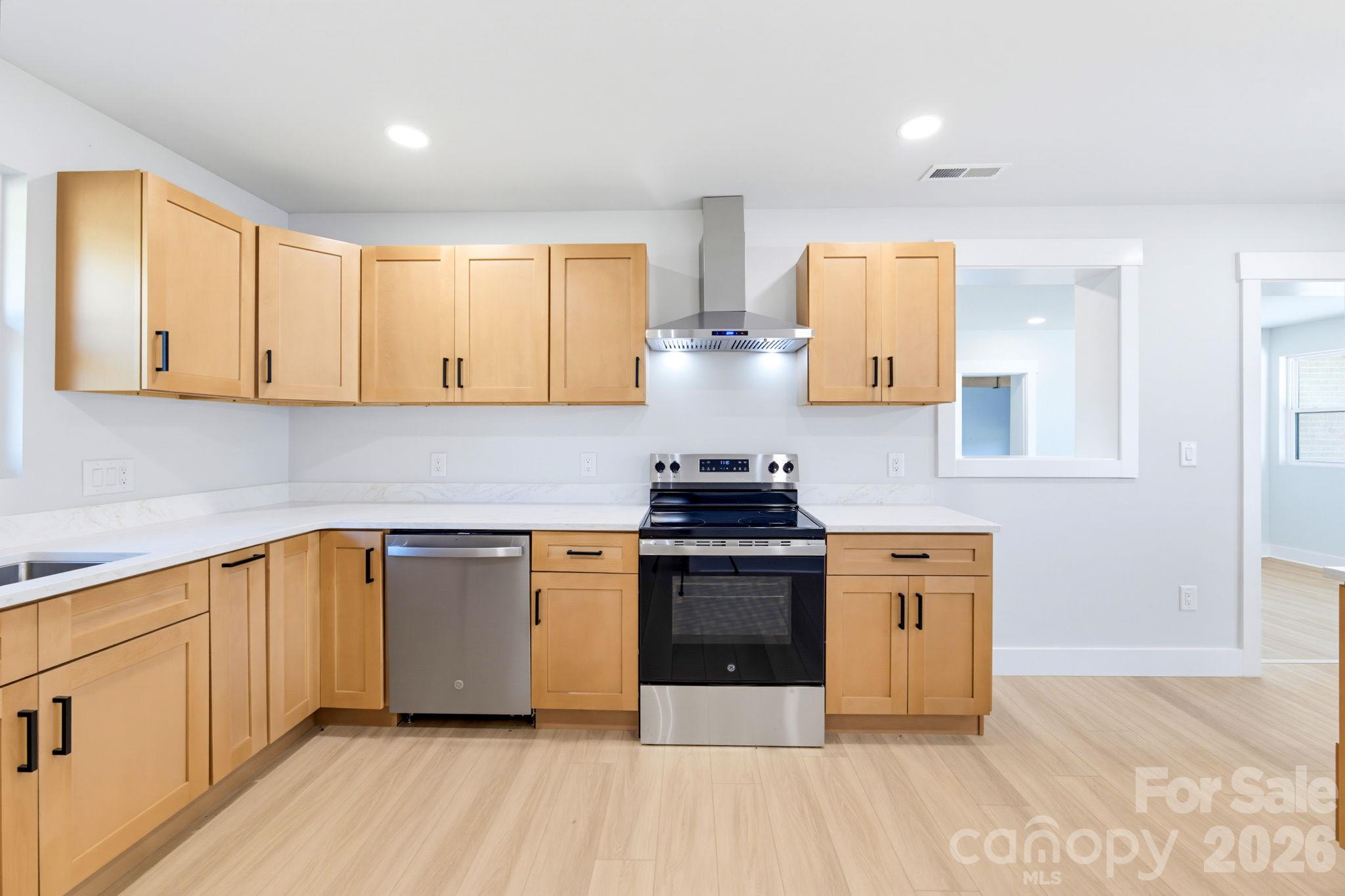 1325 Armstrong Road Property Photo 30