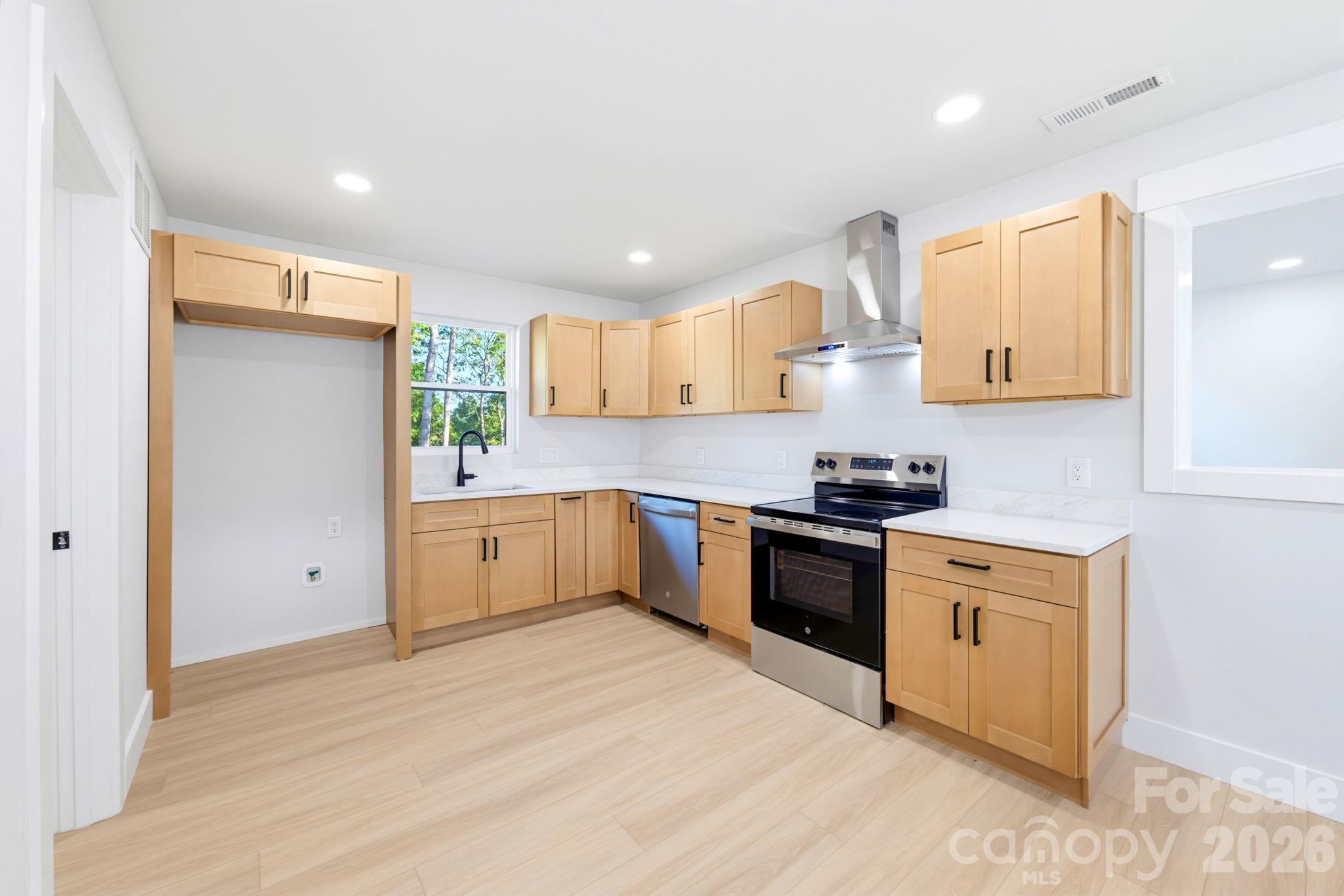 1325 Armstrong Road Property Photo 33