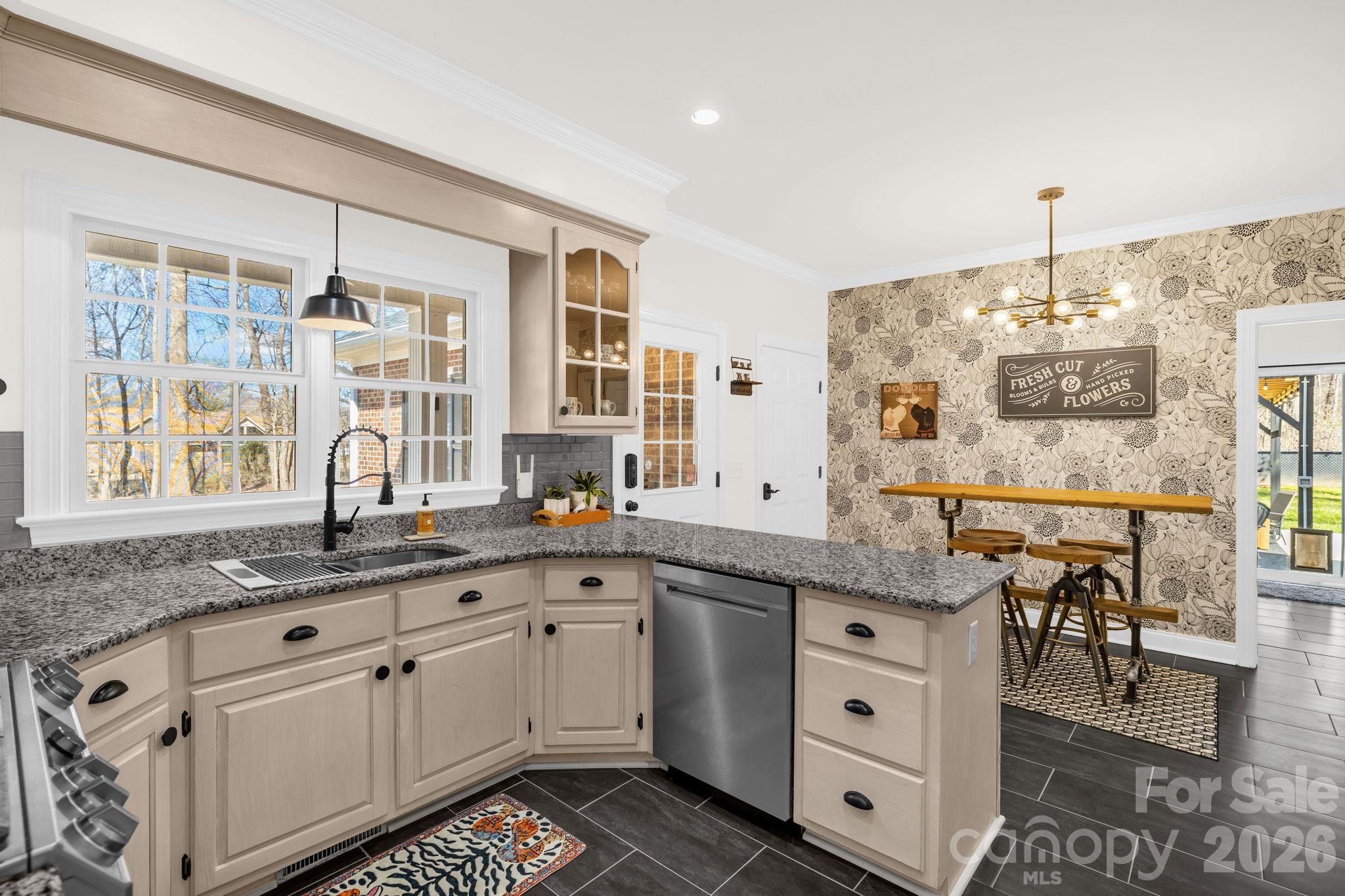 2329 Millbrook Drive Property Photo 19