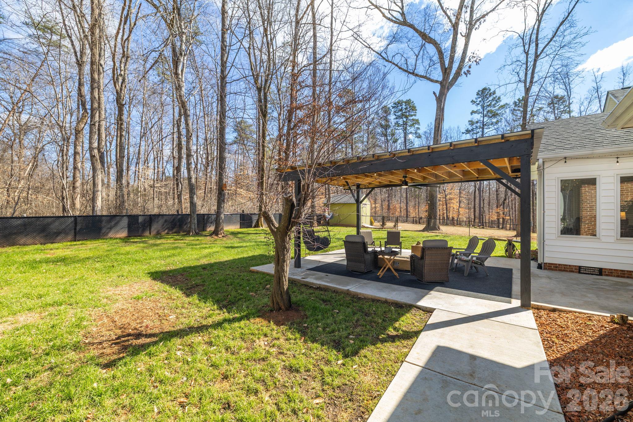 2329 Millbrook Drive Property Photo 34