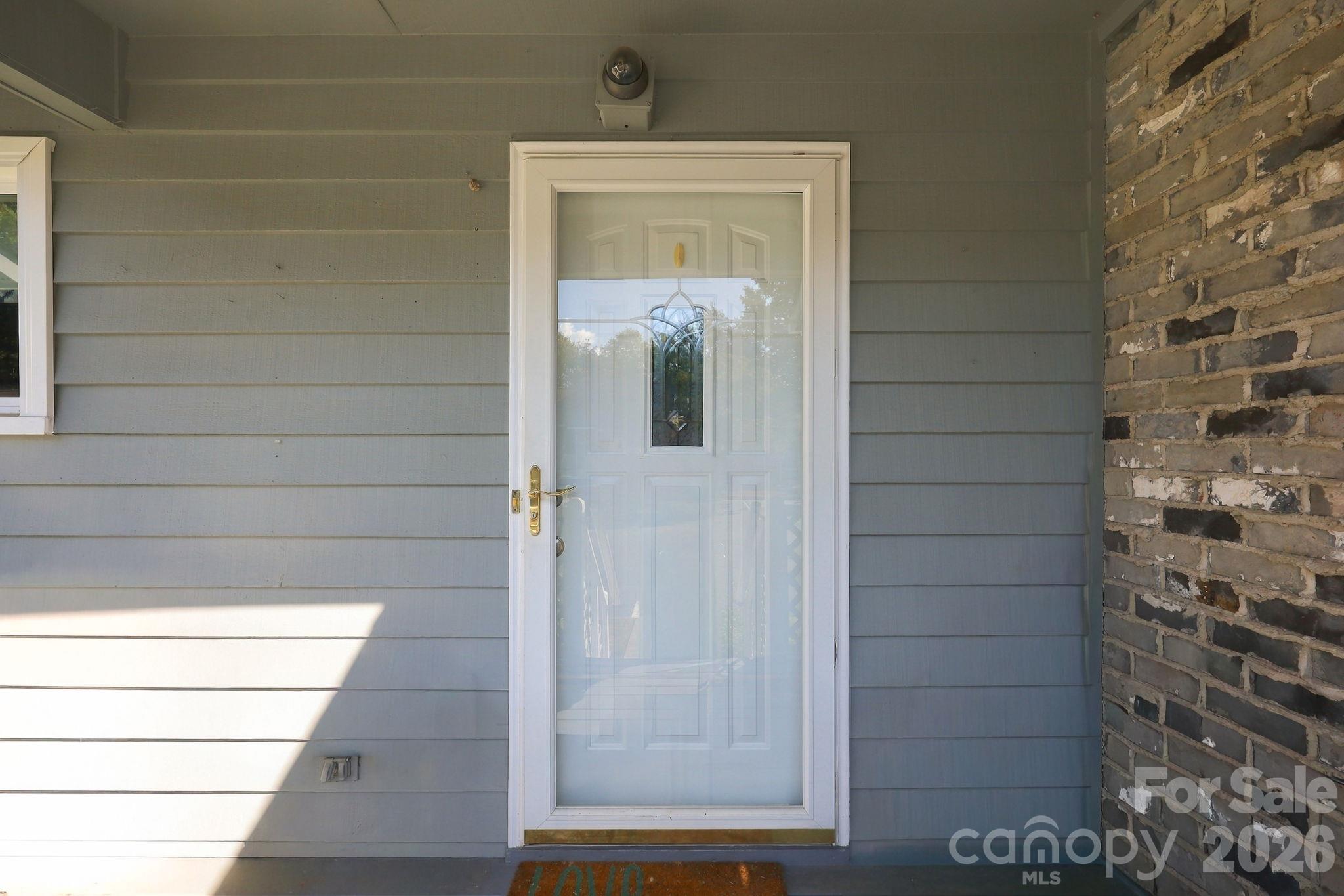 1805 Wellington Hills Circle Property Photo 5