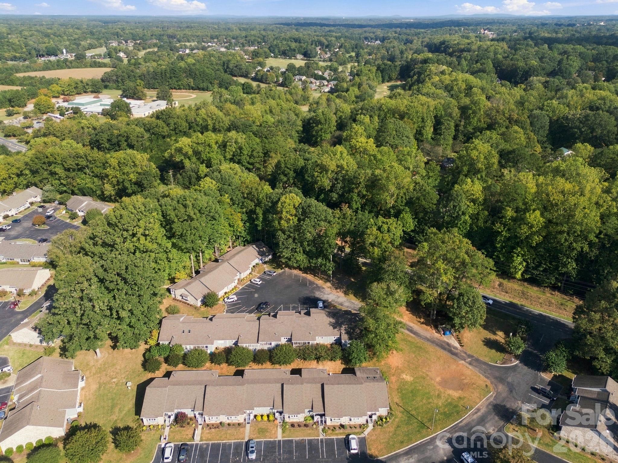 1805 Wellington Hills Circle Property Photo 28