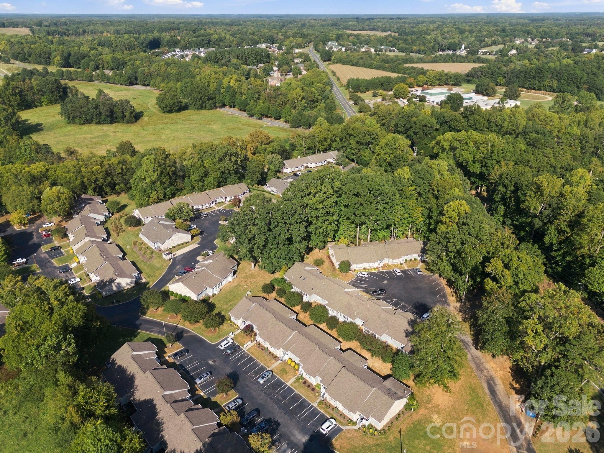 1805 Wellington Hills Circle Property Photo 29