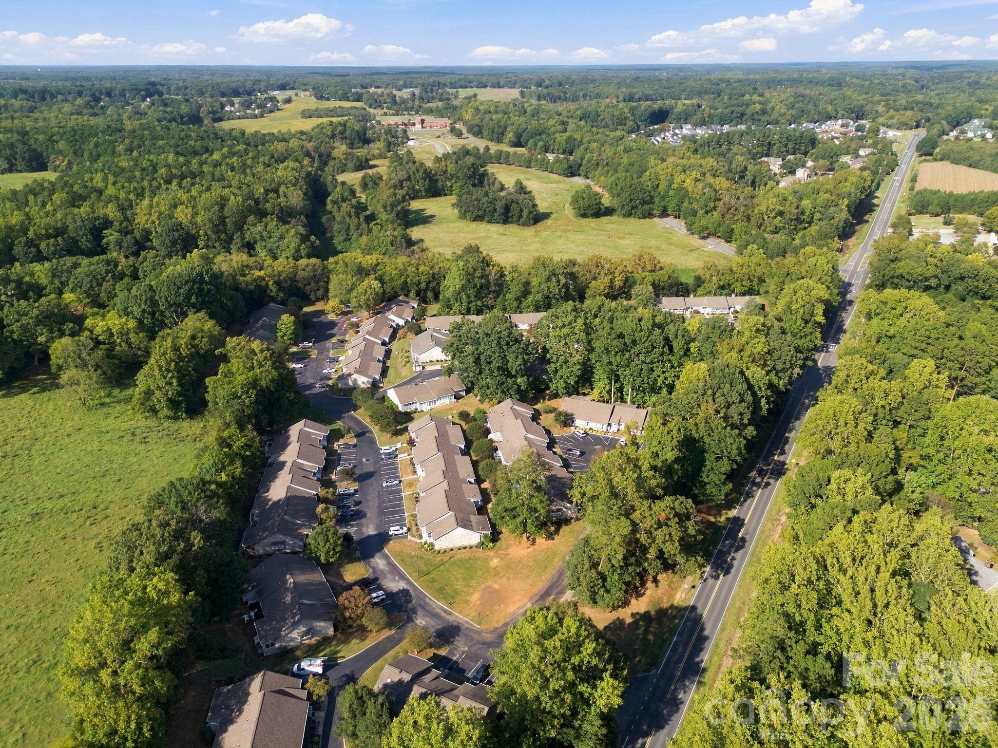 1805 Wellington Hills Circle Property Photo 30
