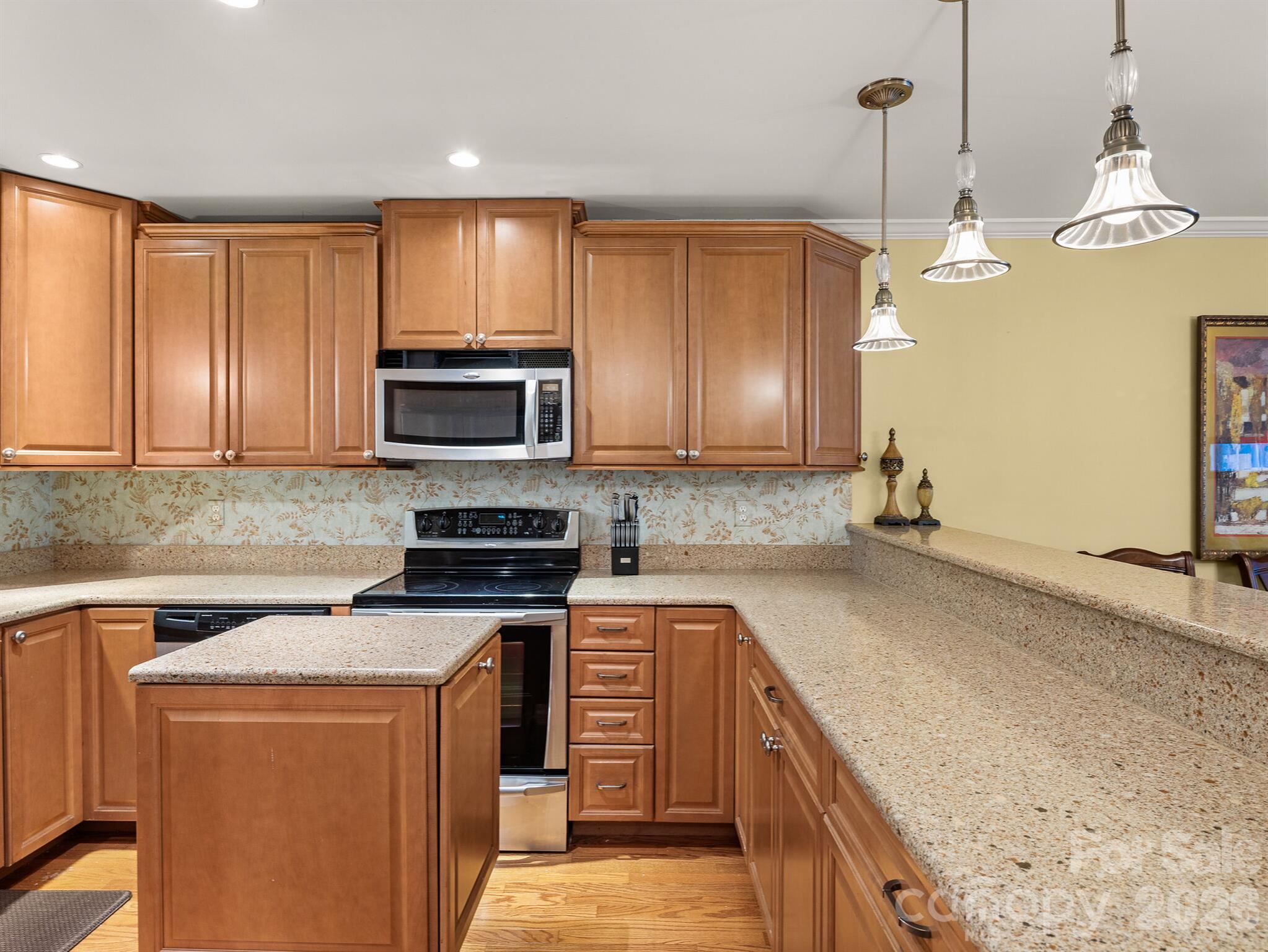 87 Willow Road B-5 Property Photo 12