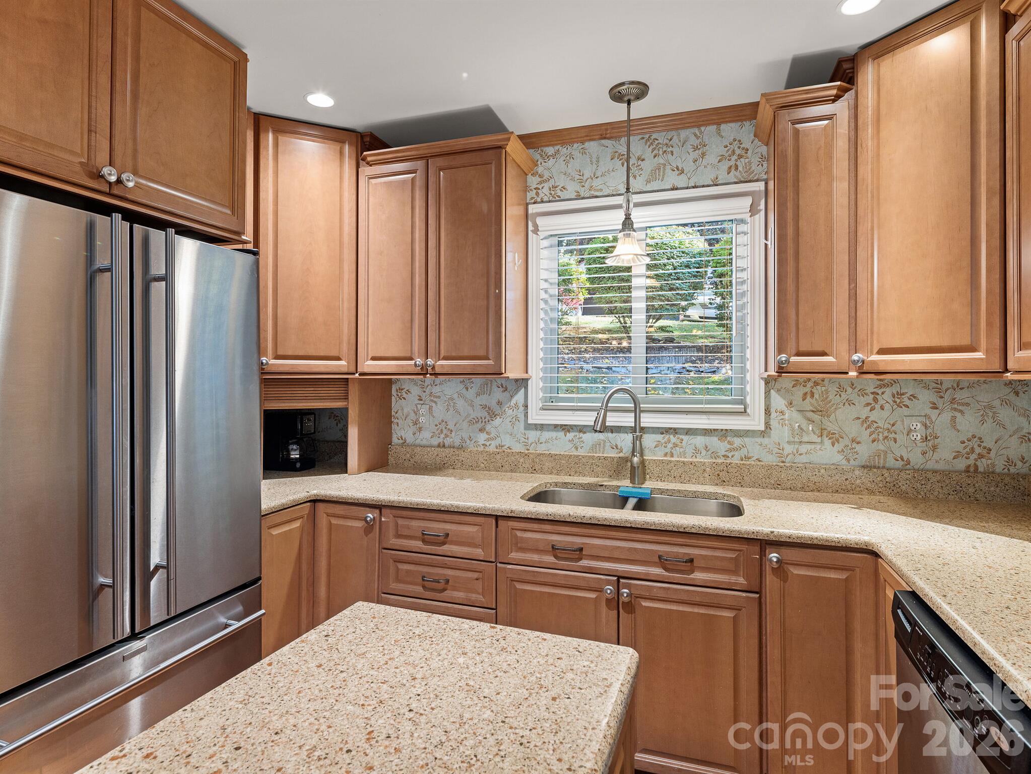 87 Willow Road B-5 Property Photo 13