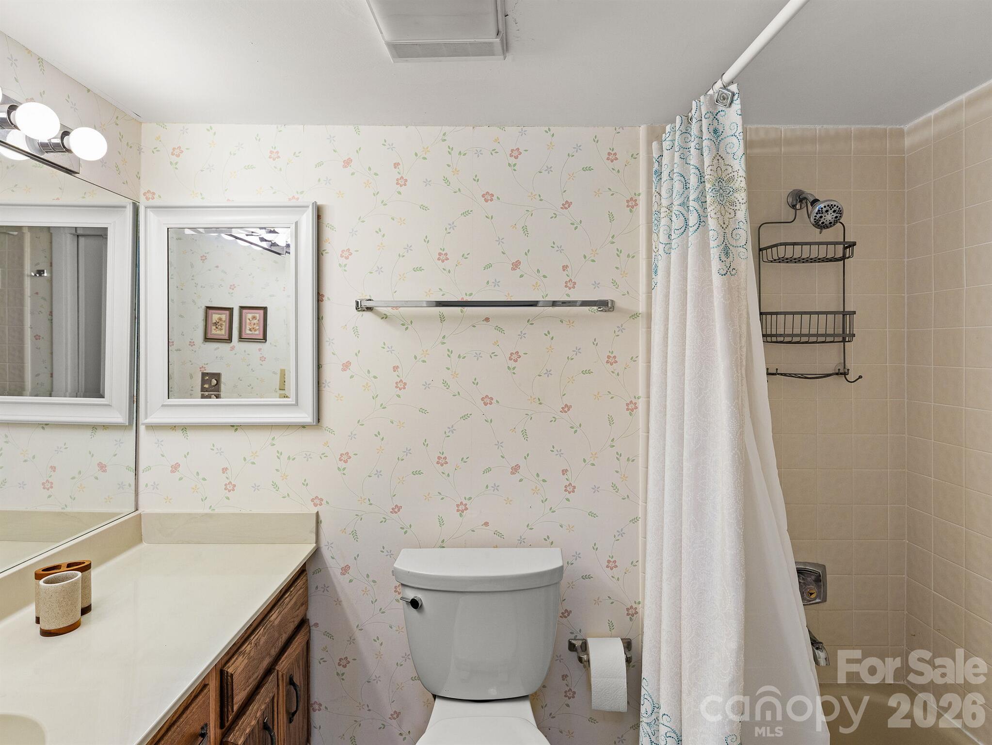 87 Willow Road B-5 Property Photo 28