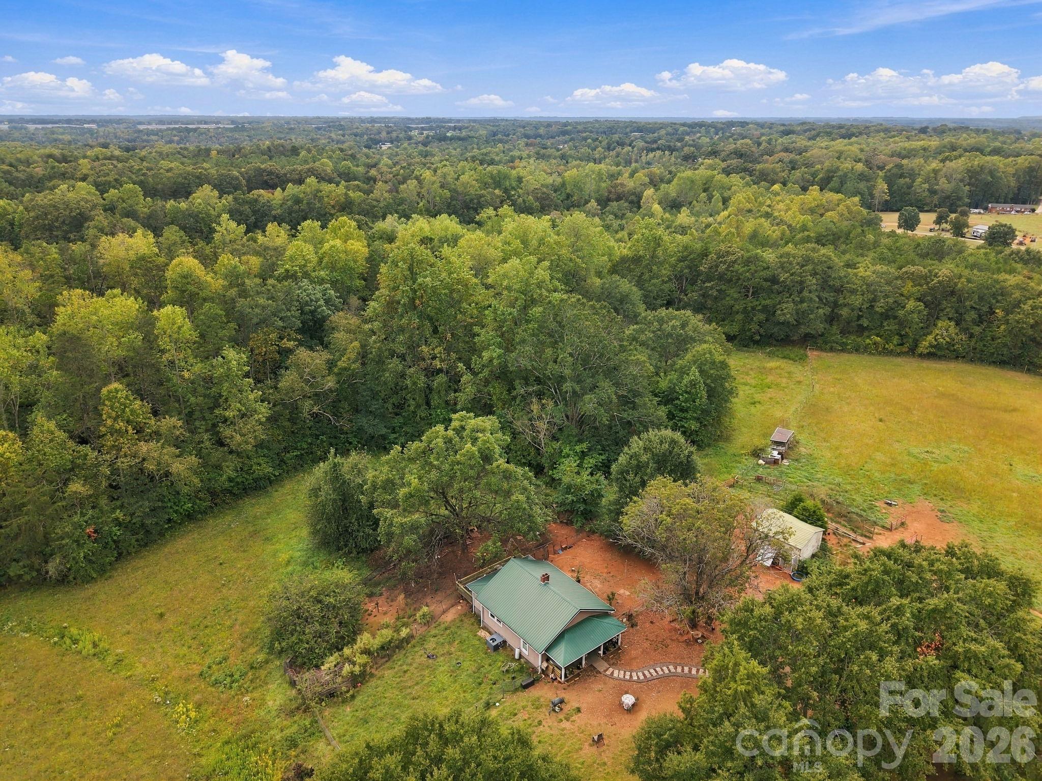 250 Circus Trail Property Photo 31