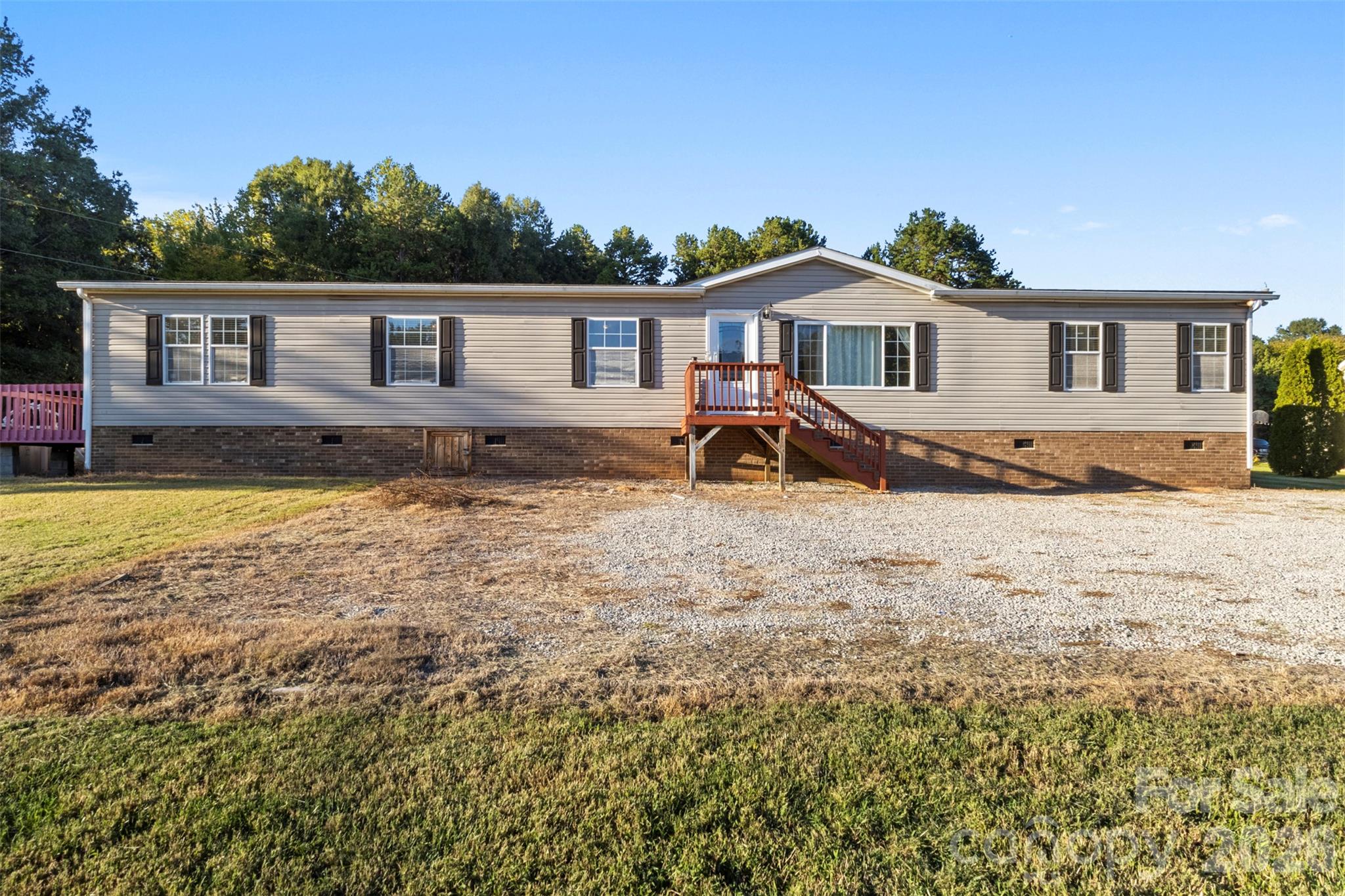 4770 Enochville Road Property Photo 2