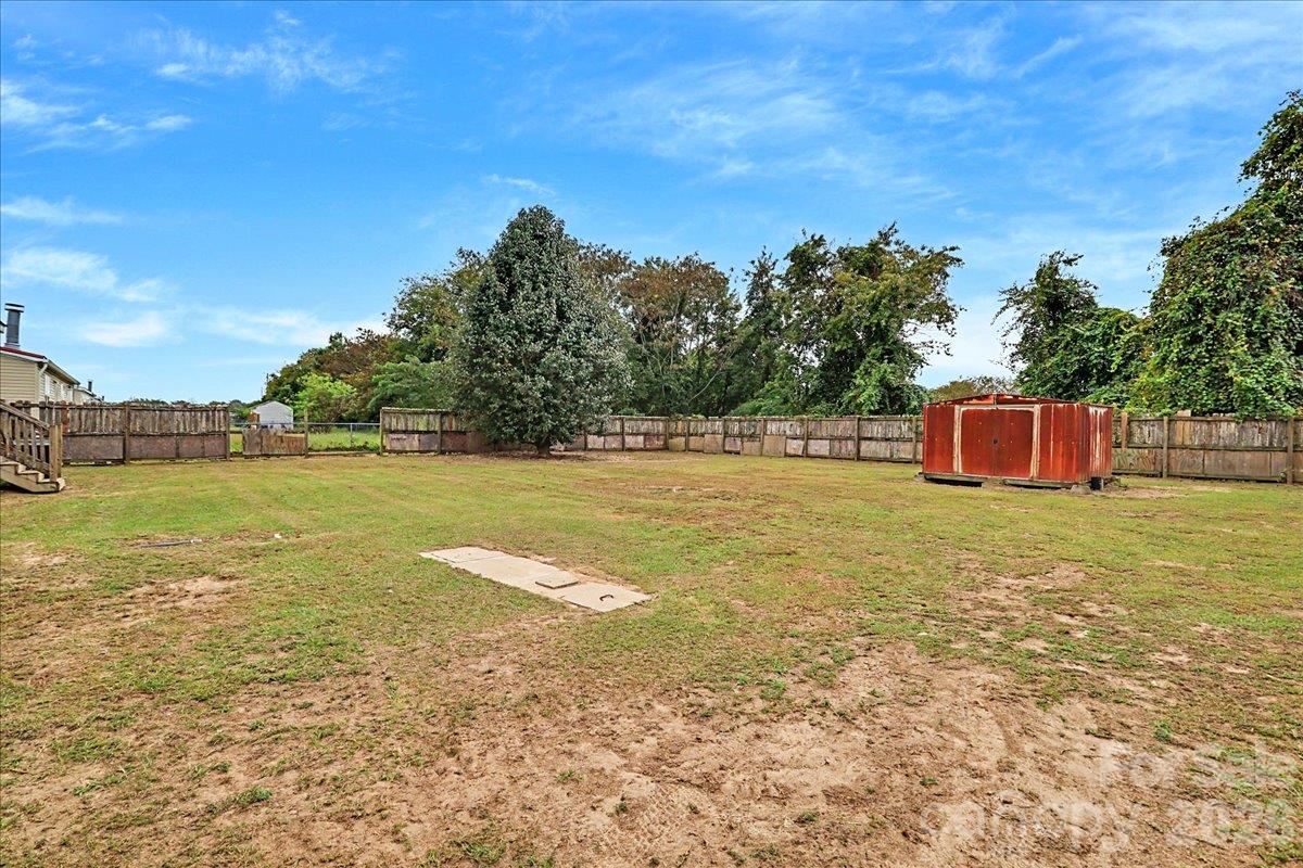 111 Magnolia Gardens Drive Property Photo 29