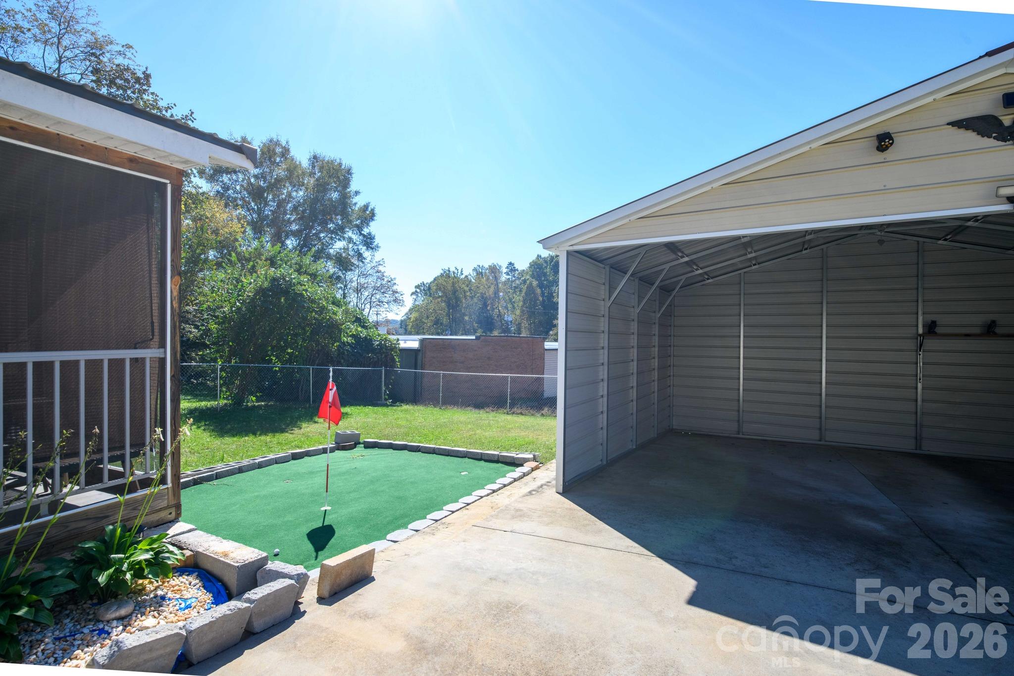 203 Newland Place Property Photo 6